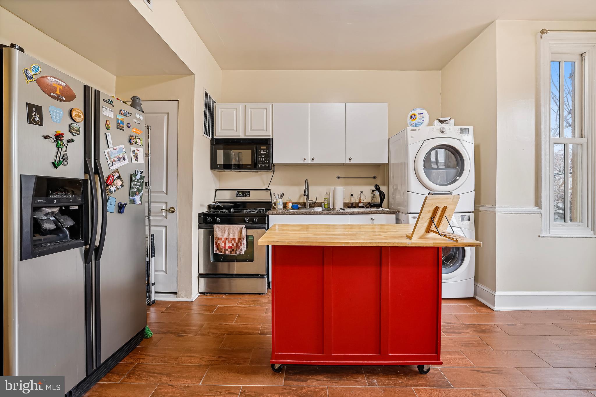 Real estate listing preview #24