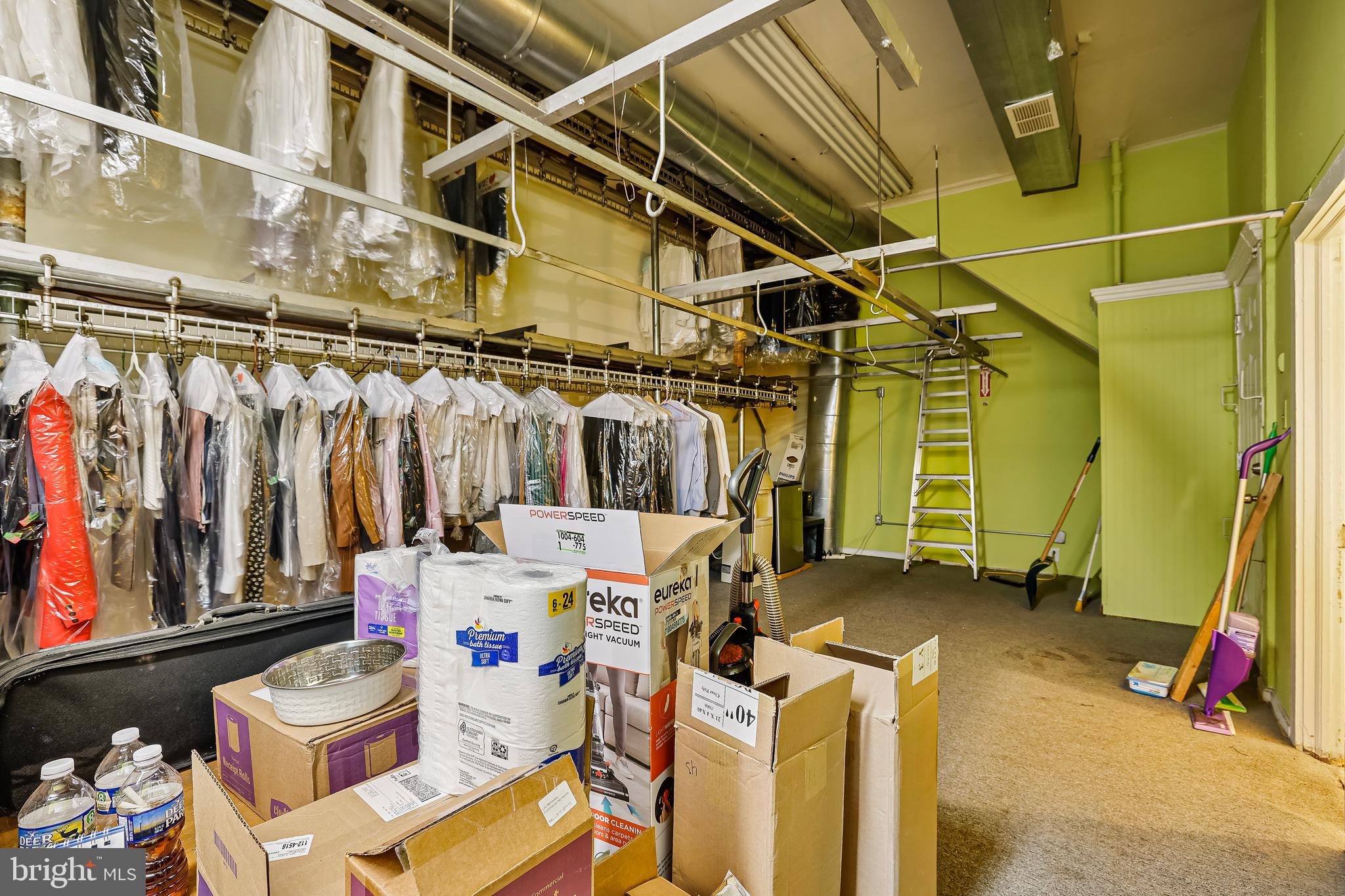 Real estate listing preview #12