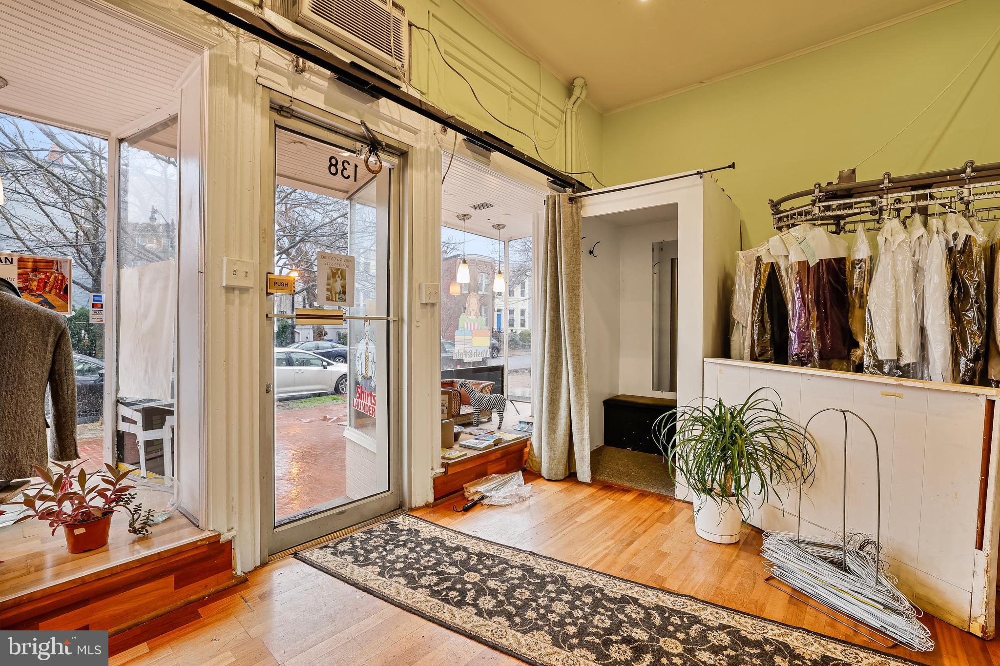 Real estate listing preview #11