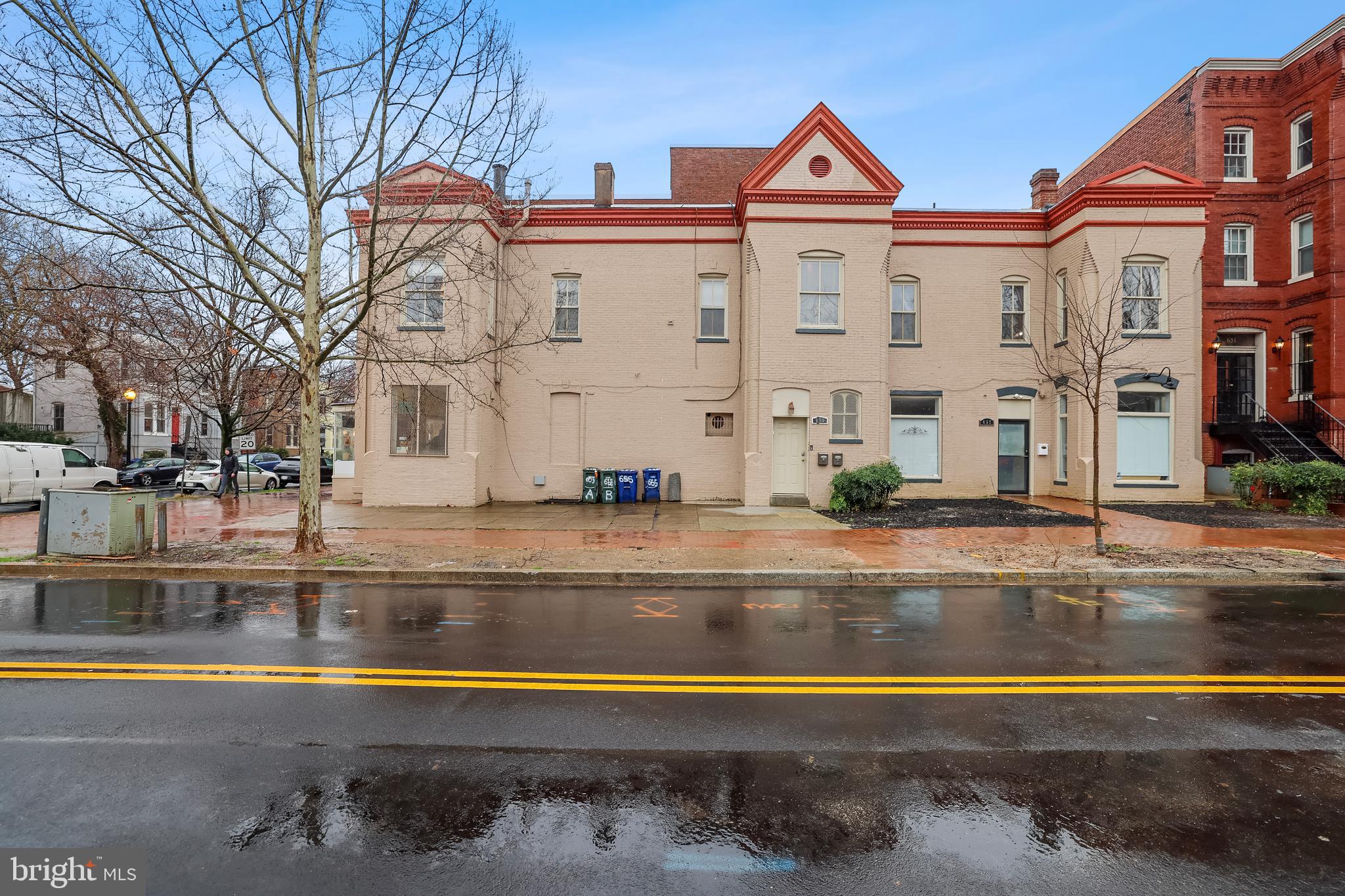 Real estate listing preview #4