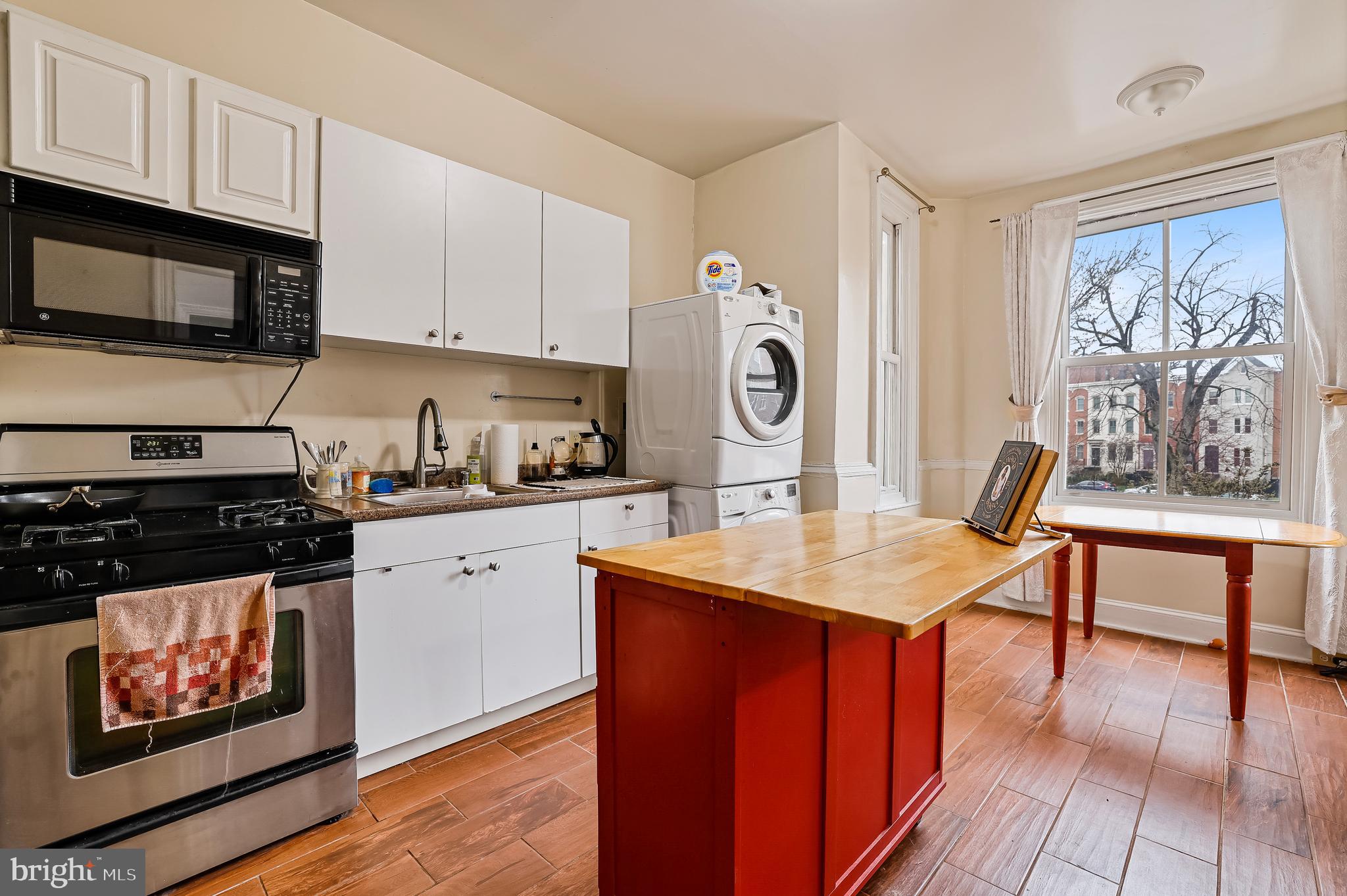 Real estate listing preview #25