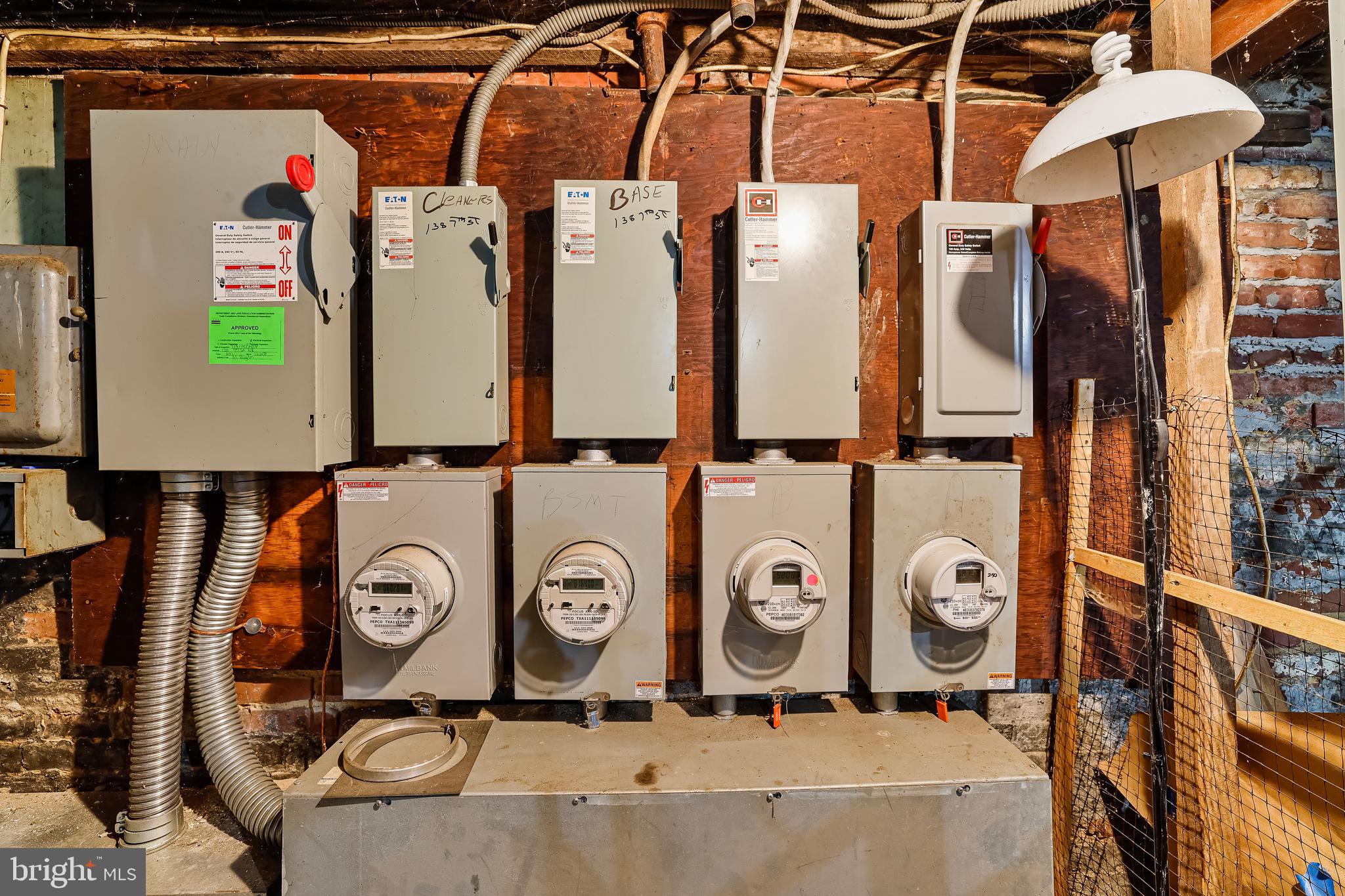 Real estate listing preview #32