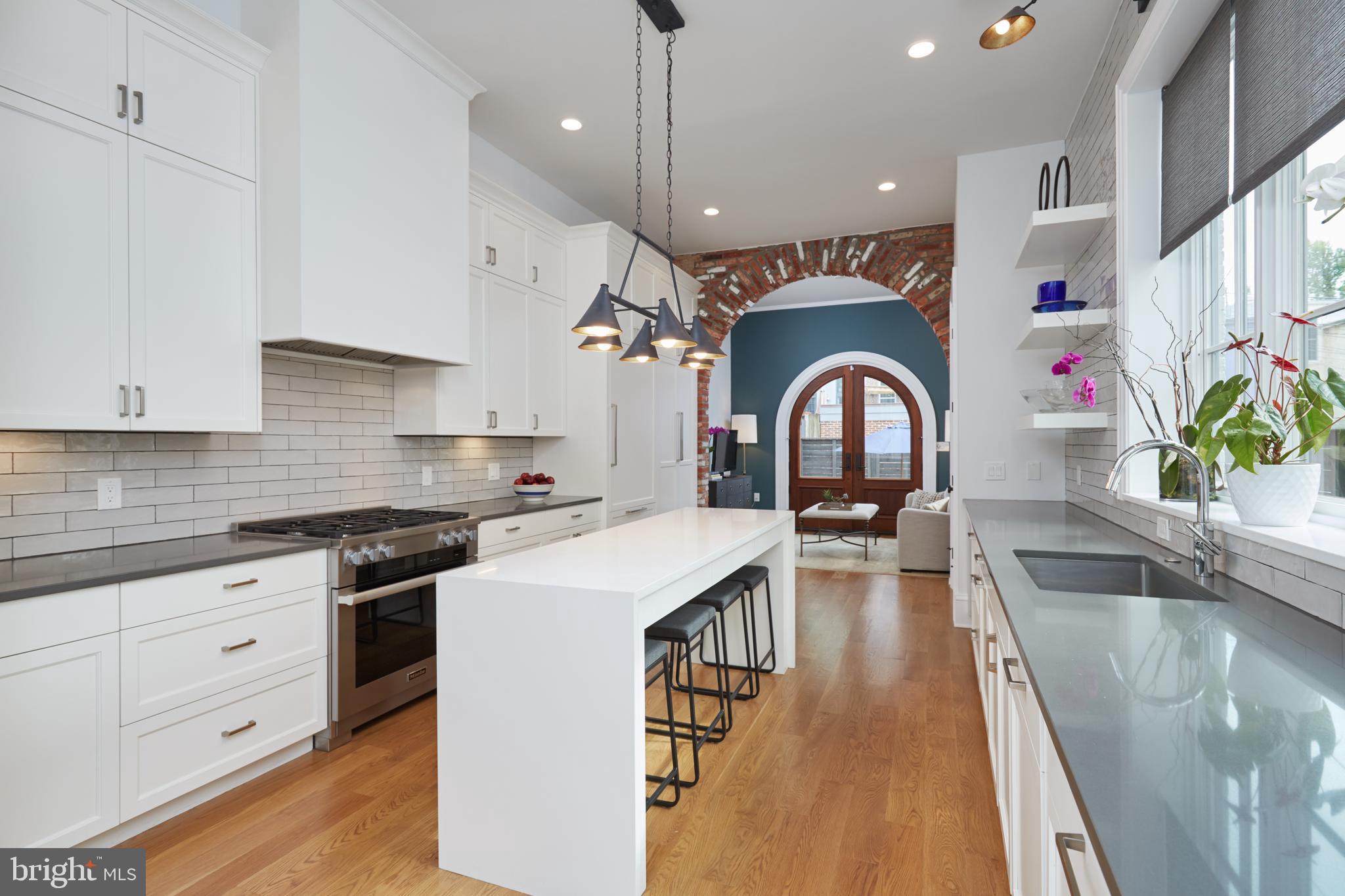 Real estate listing preview #7