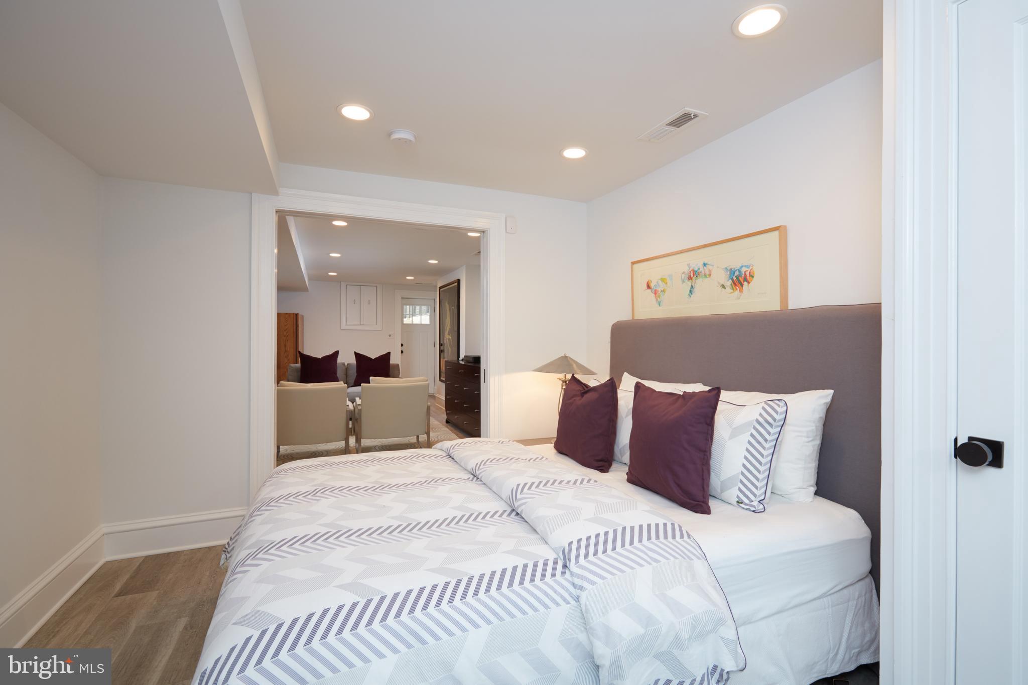 Real estate listing preview #27