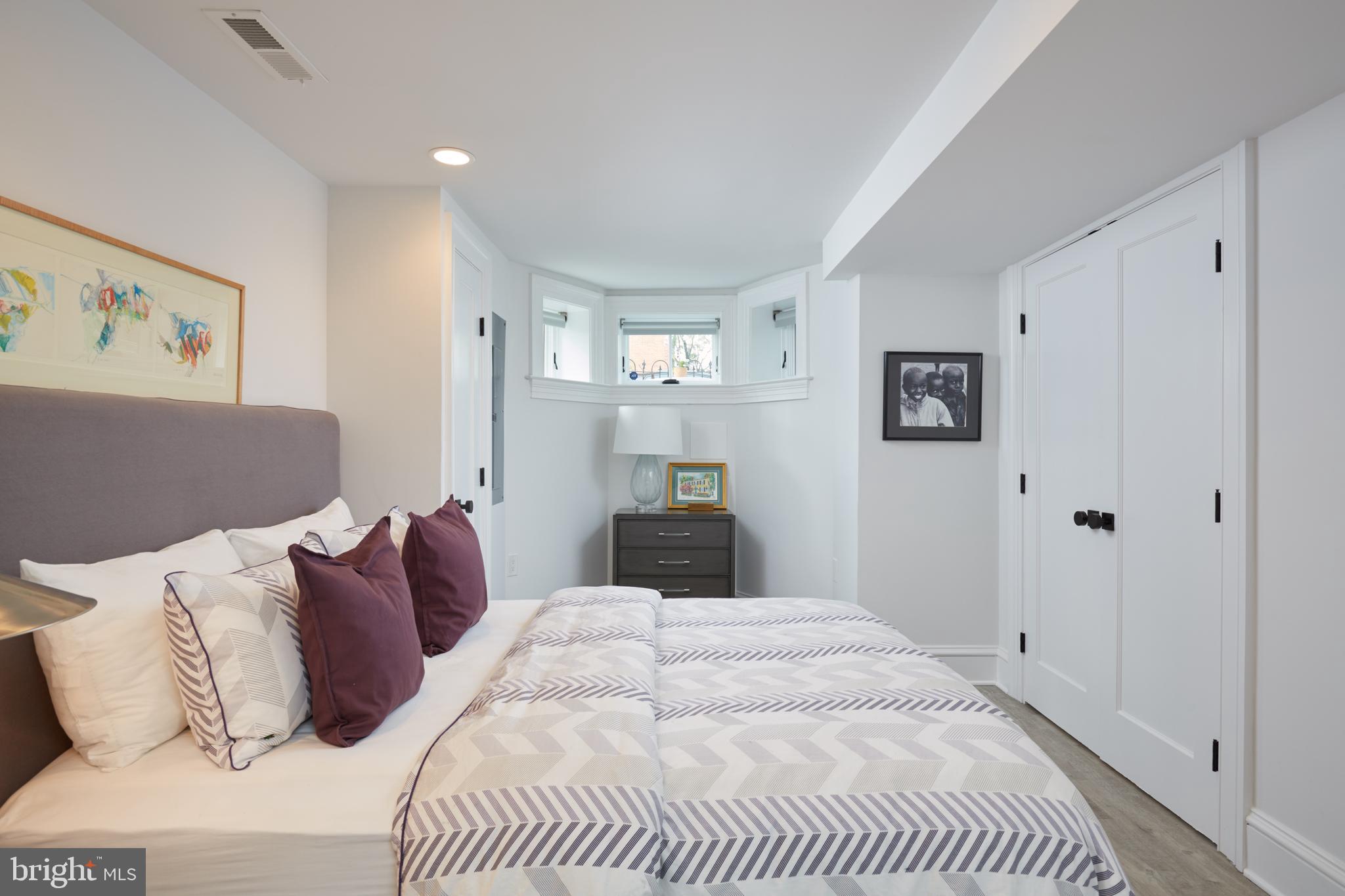 Real estate listing preview #26