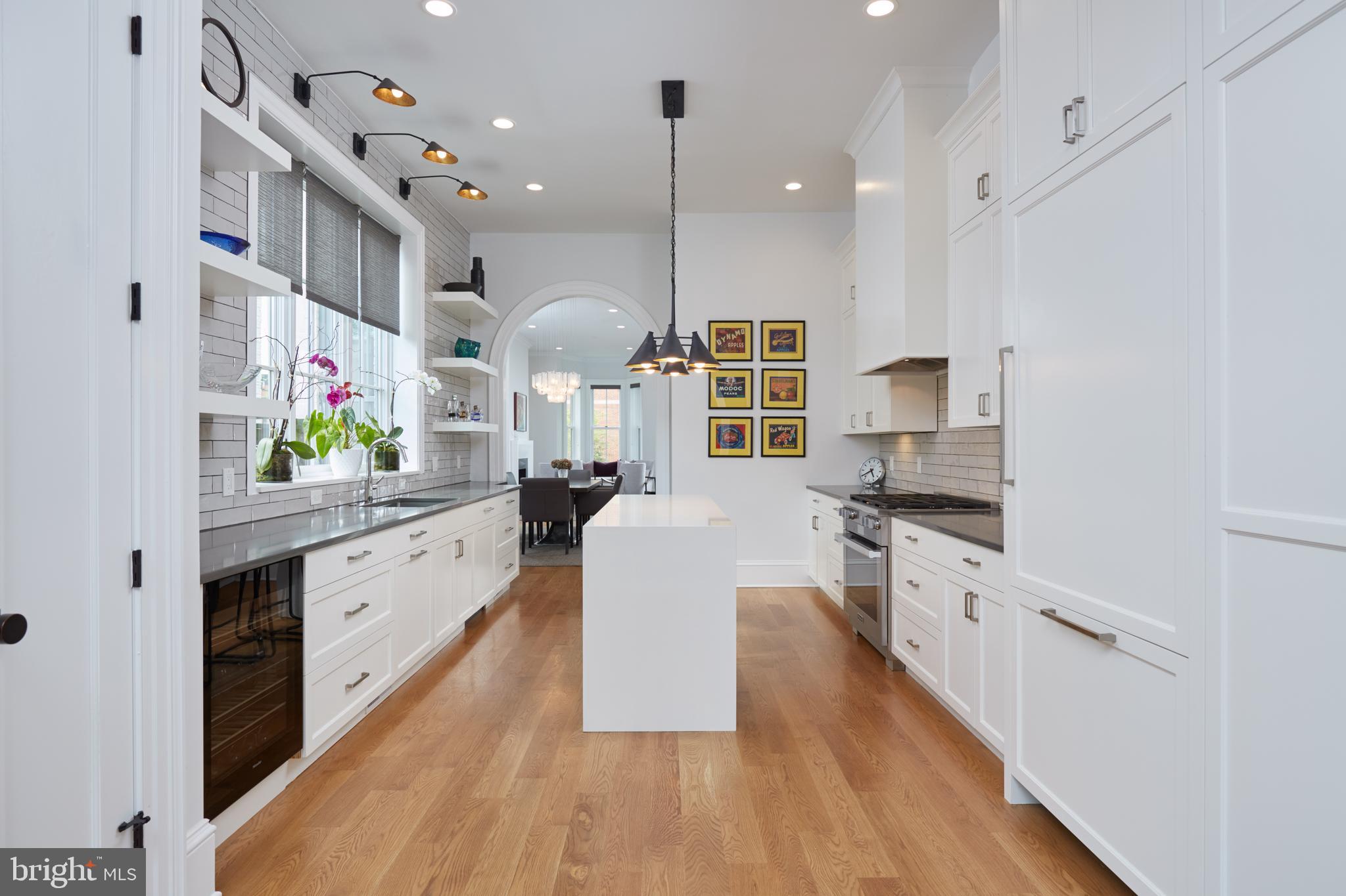 Real estate listing preview #13