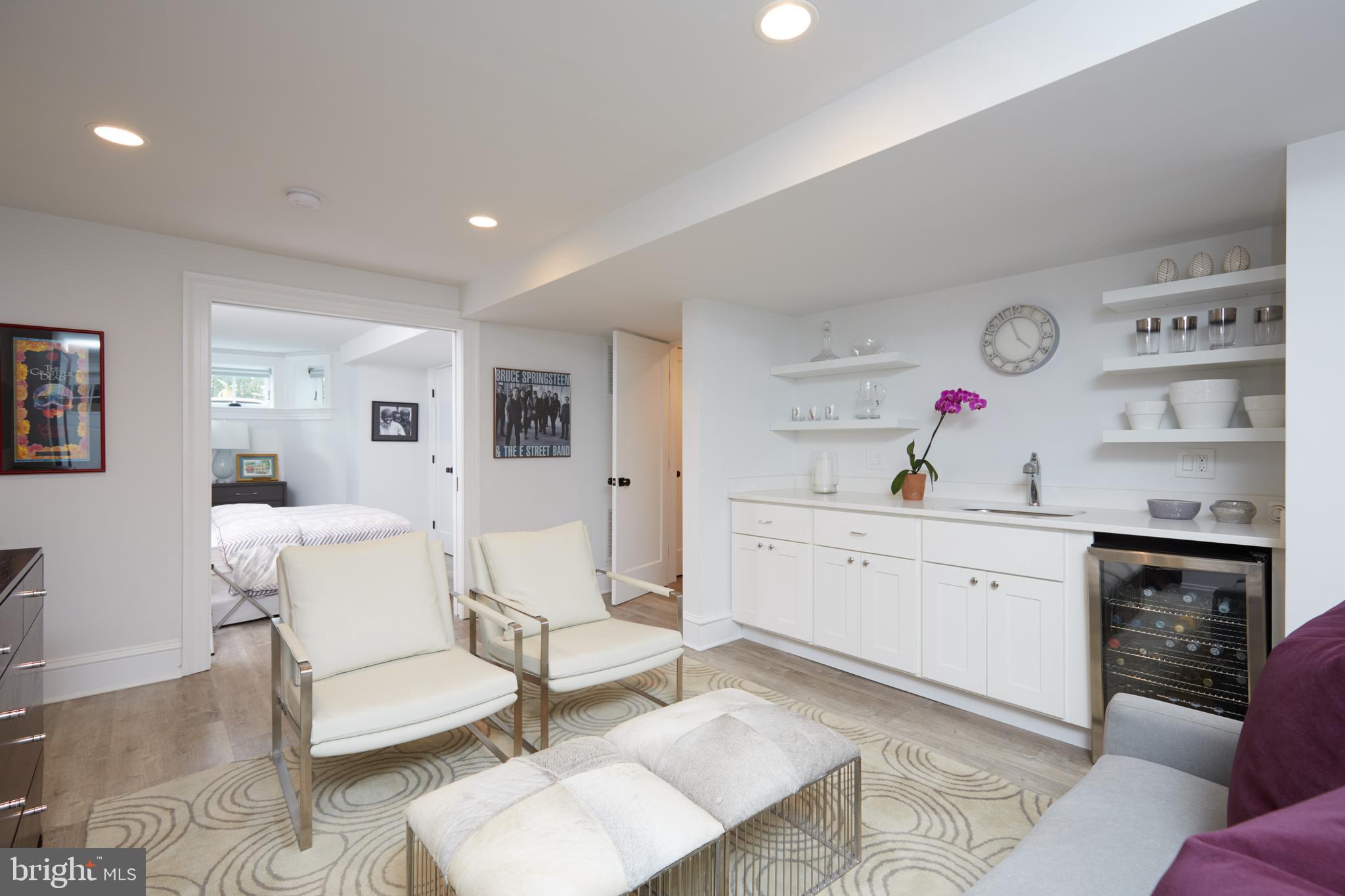 Real estate listing preview #25