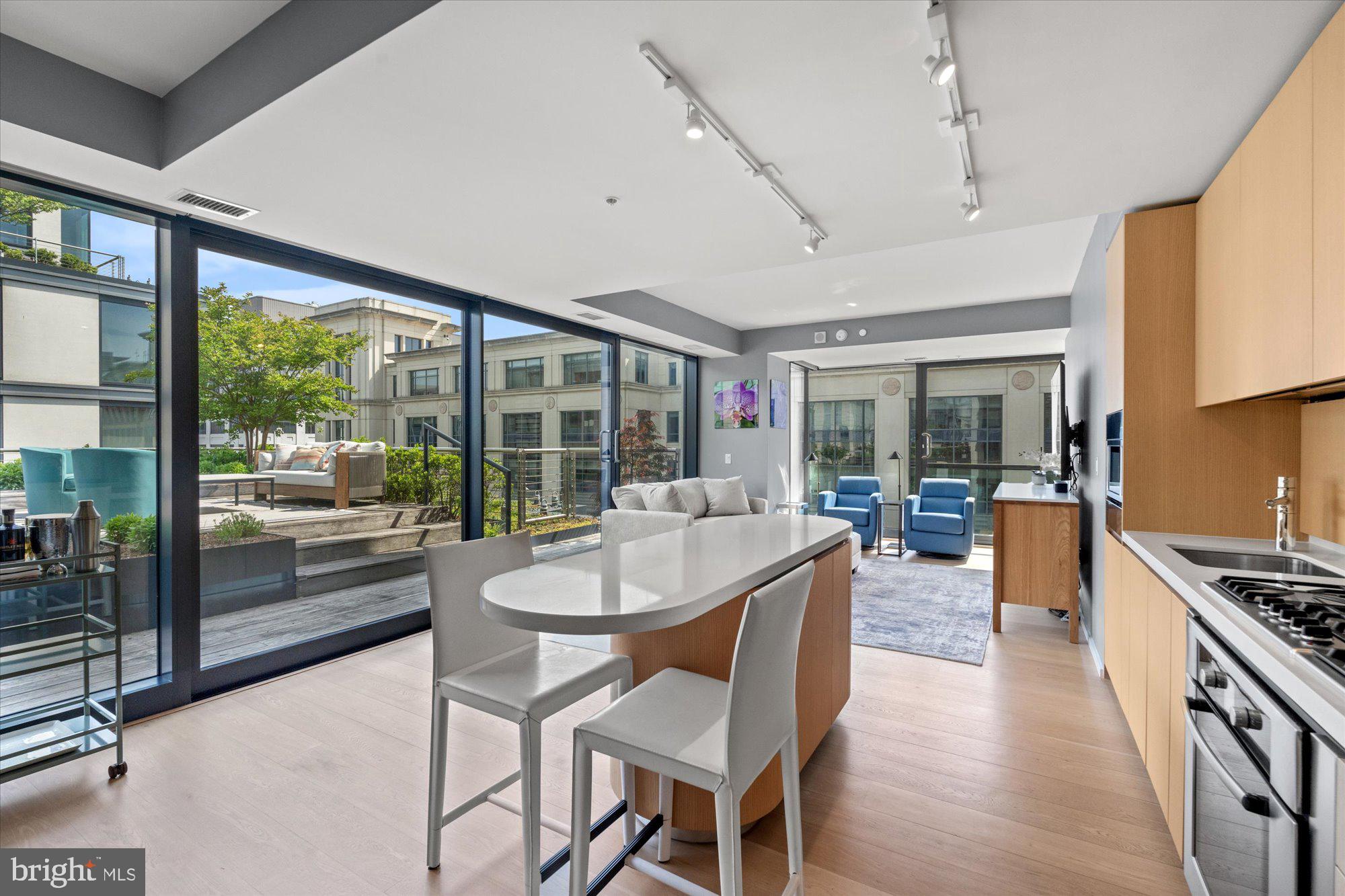 Real estate listing preview #7