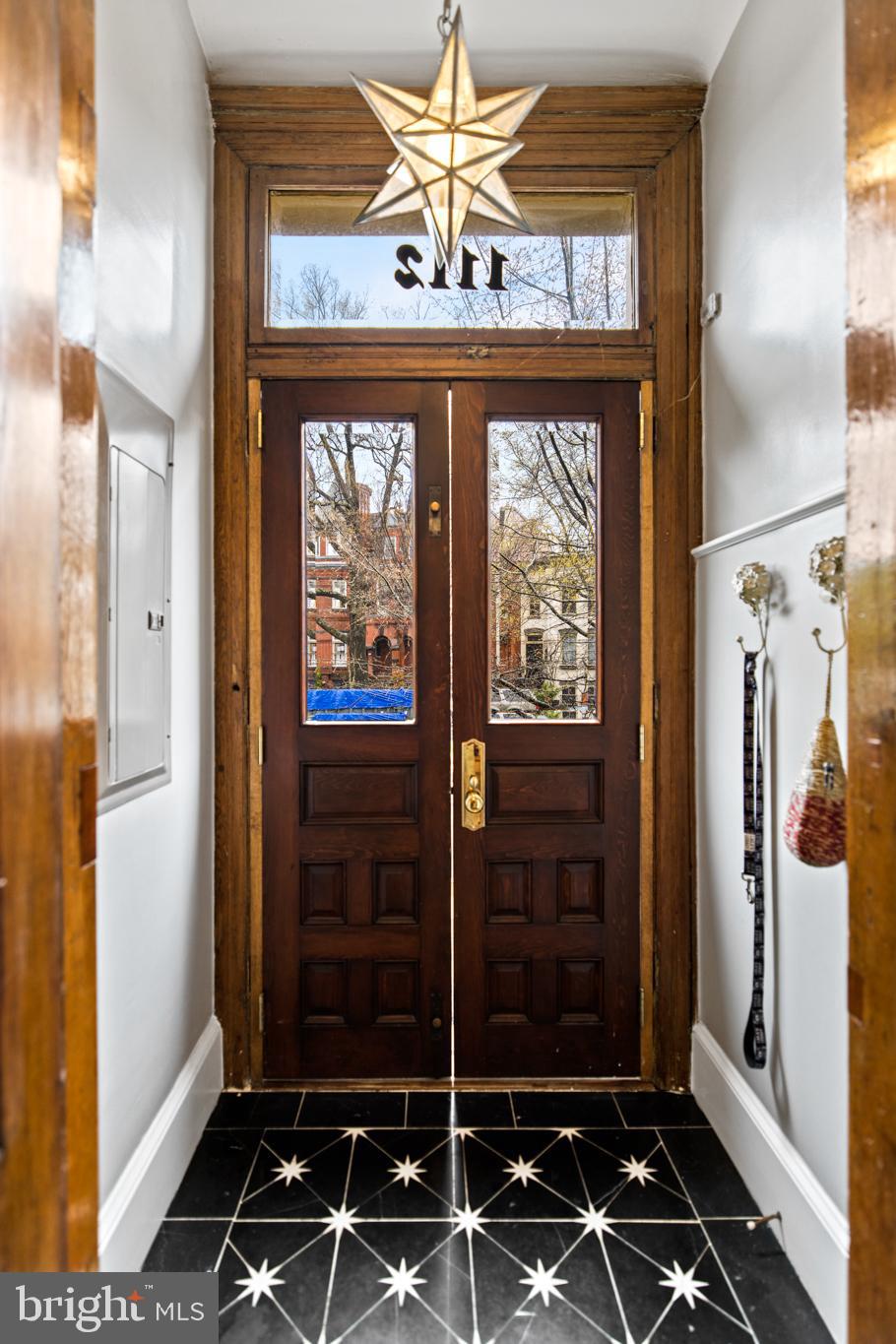 Real estate listing preview #6