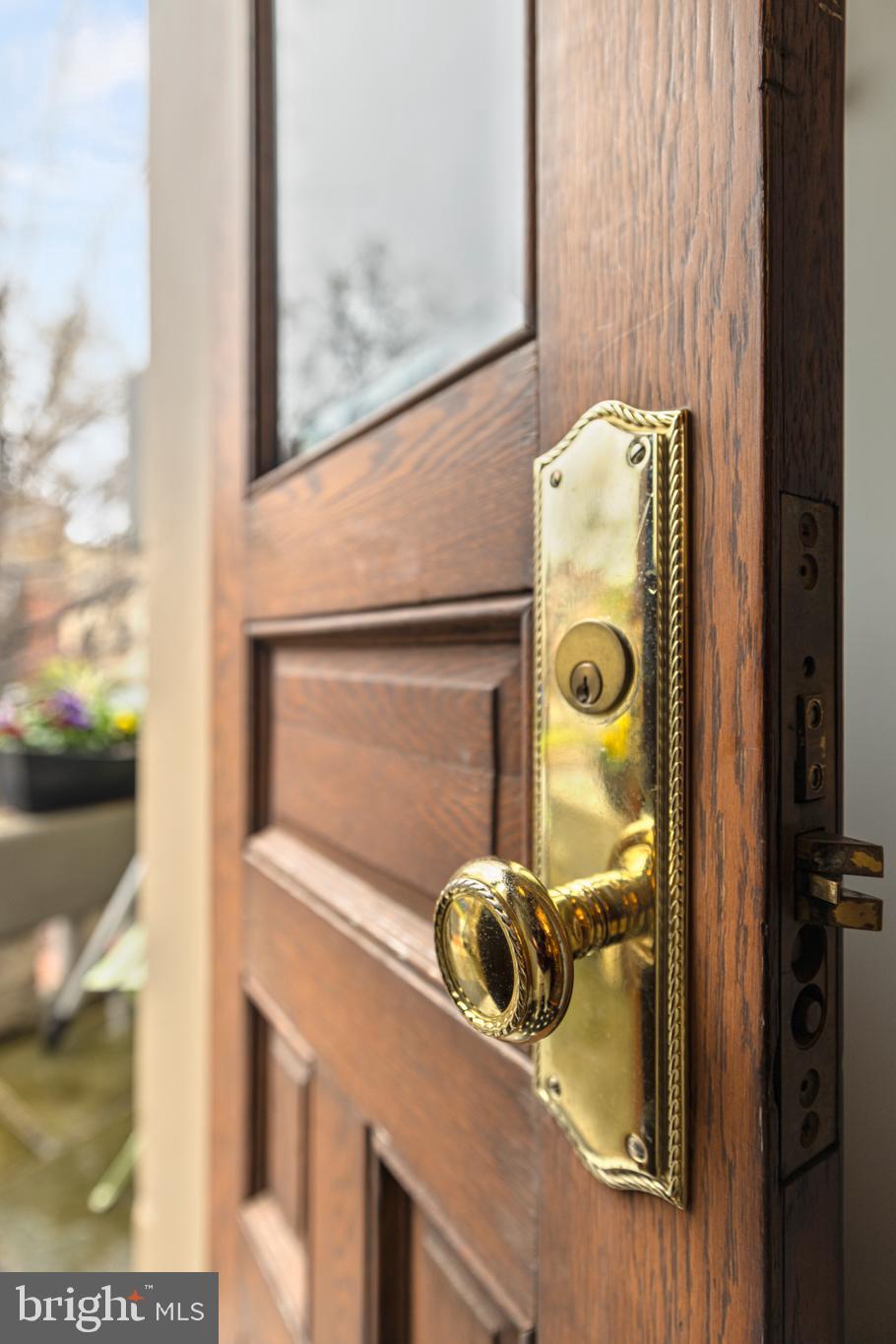 Real estate listing preview #3