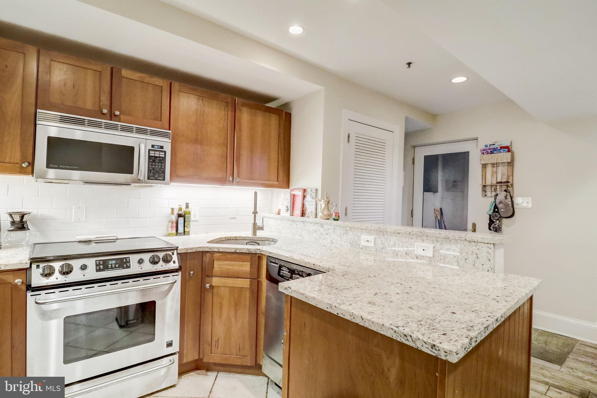 Real estate listing preview #77