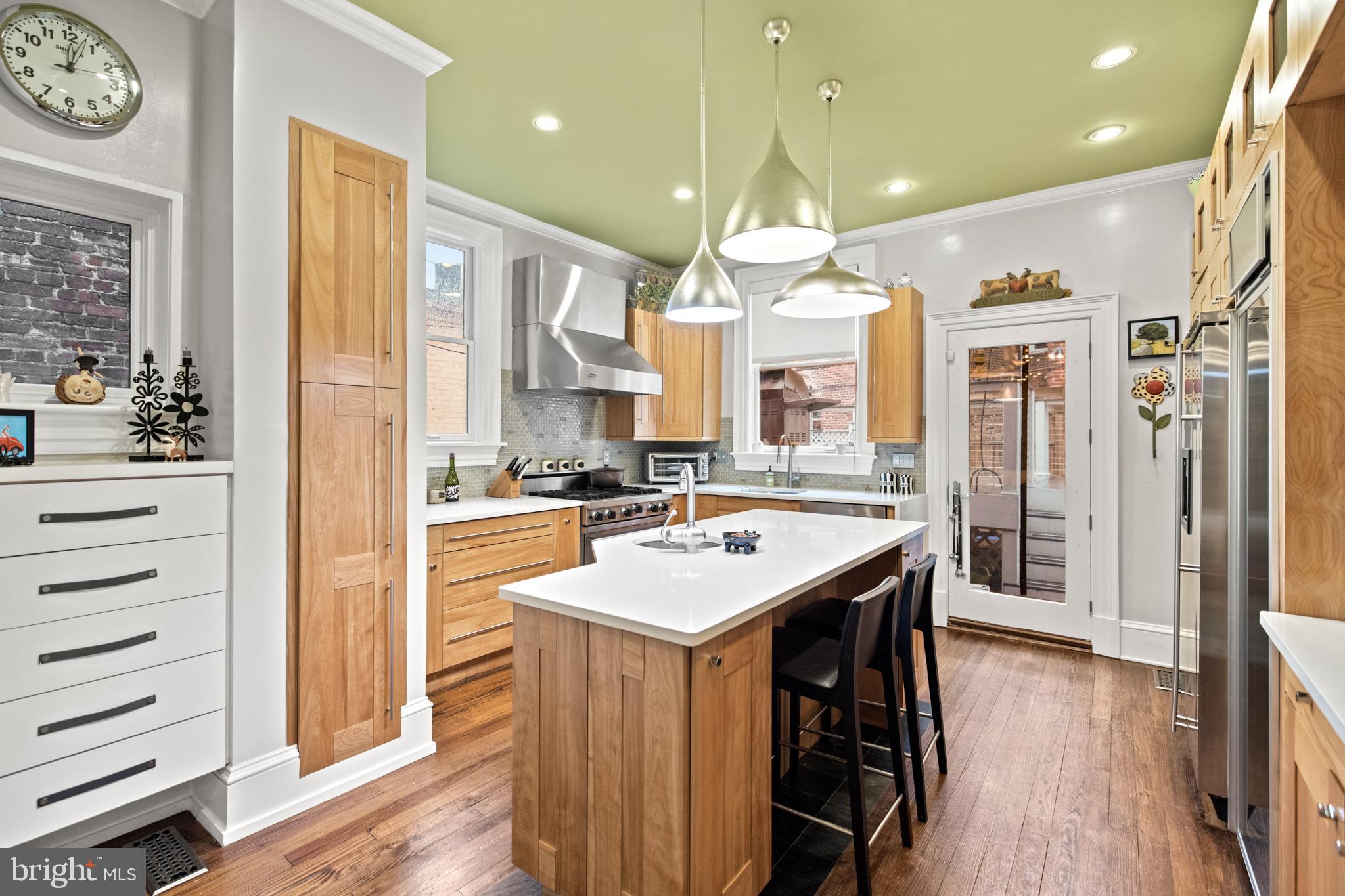 Real estate listing preview #22