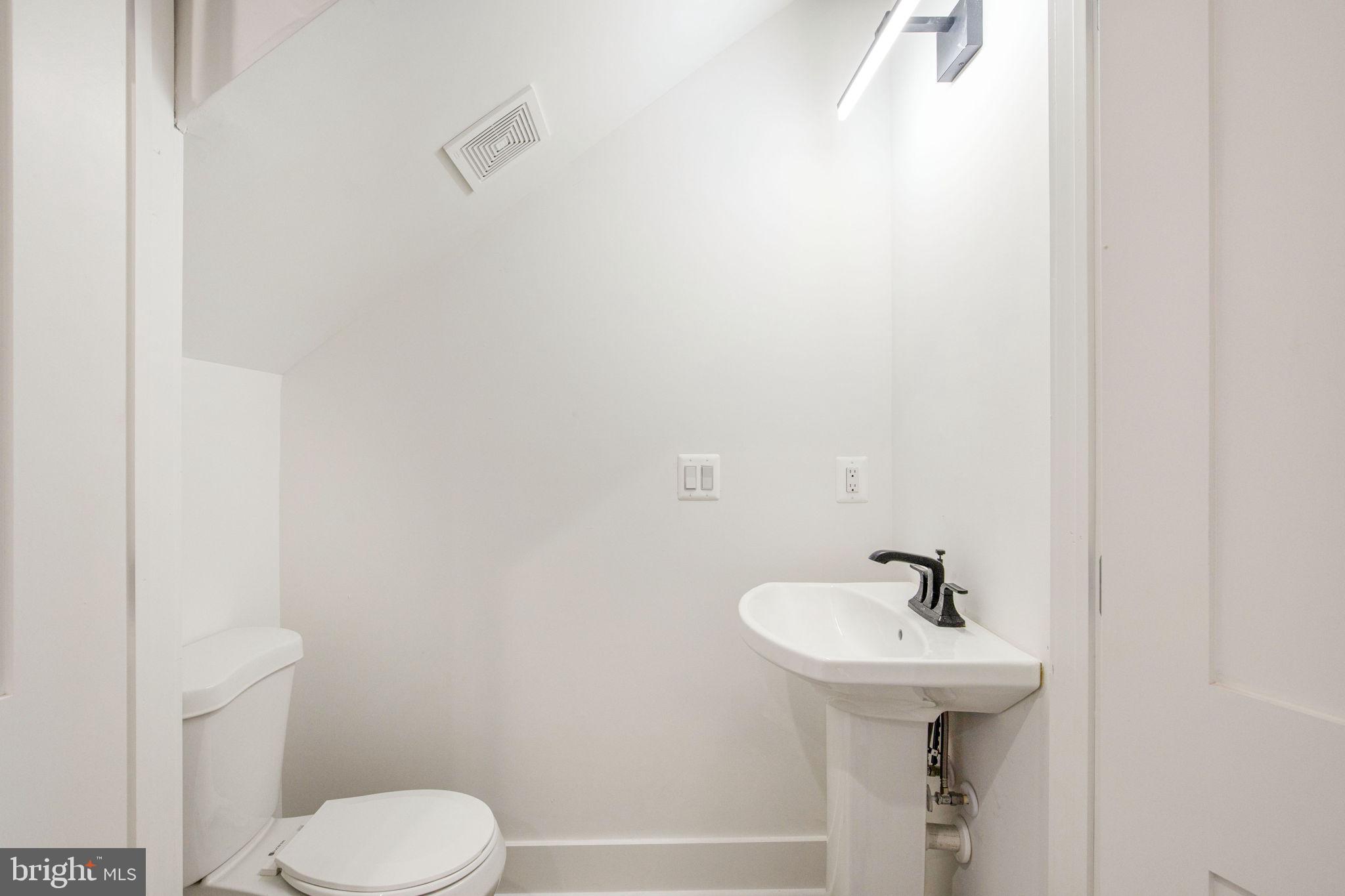 Real estate listing preview #14