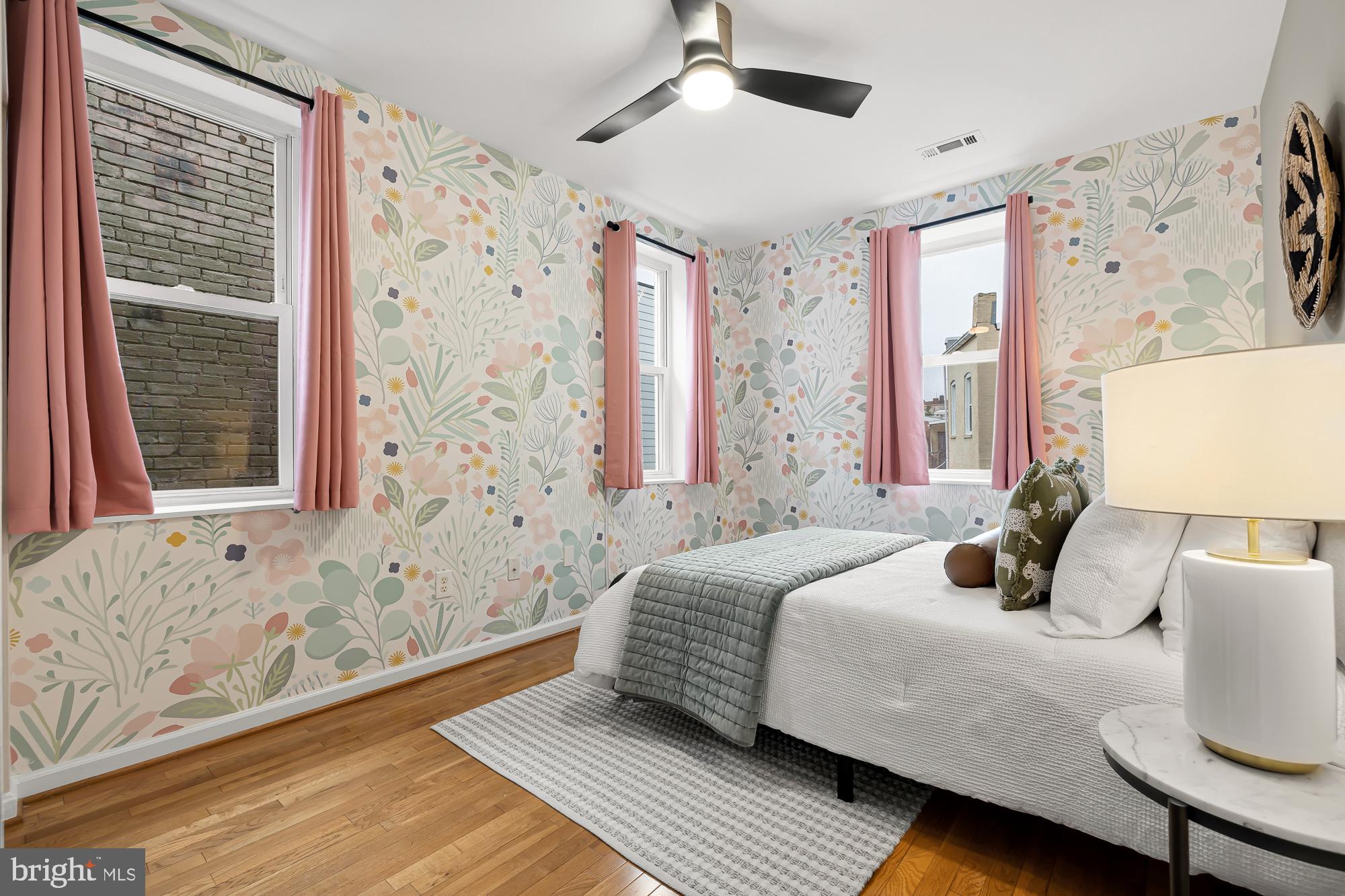 Real estate listing preview #15