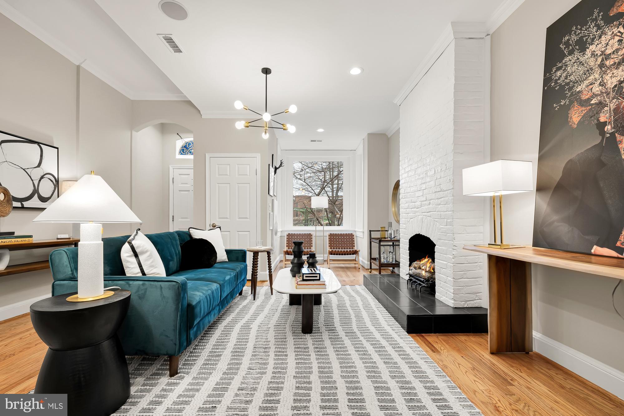 Real estate listing preview #3