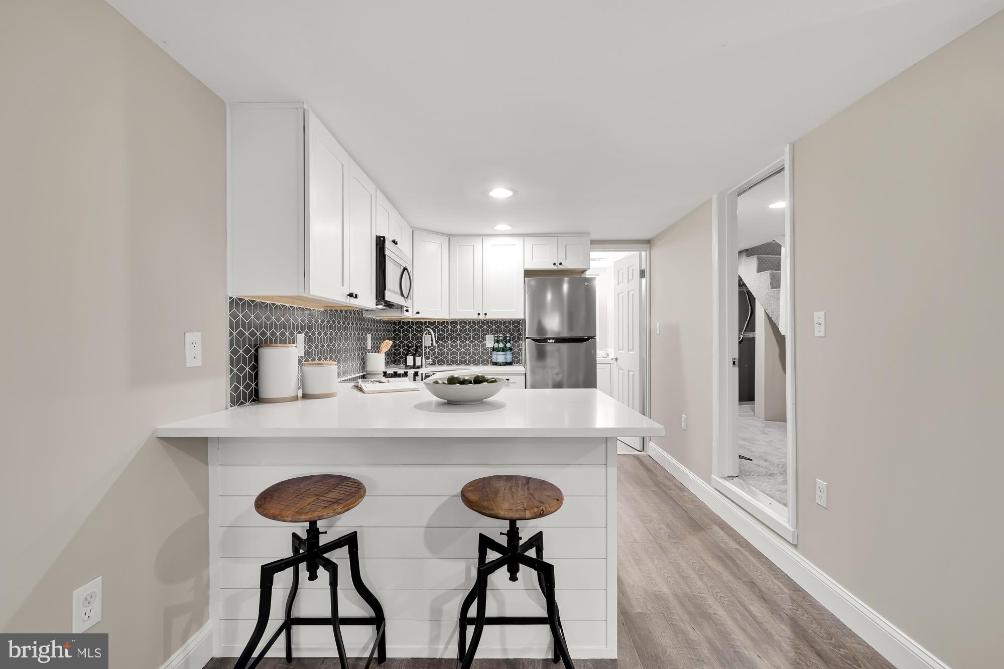 Real estate listing preview #18