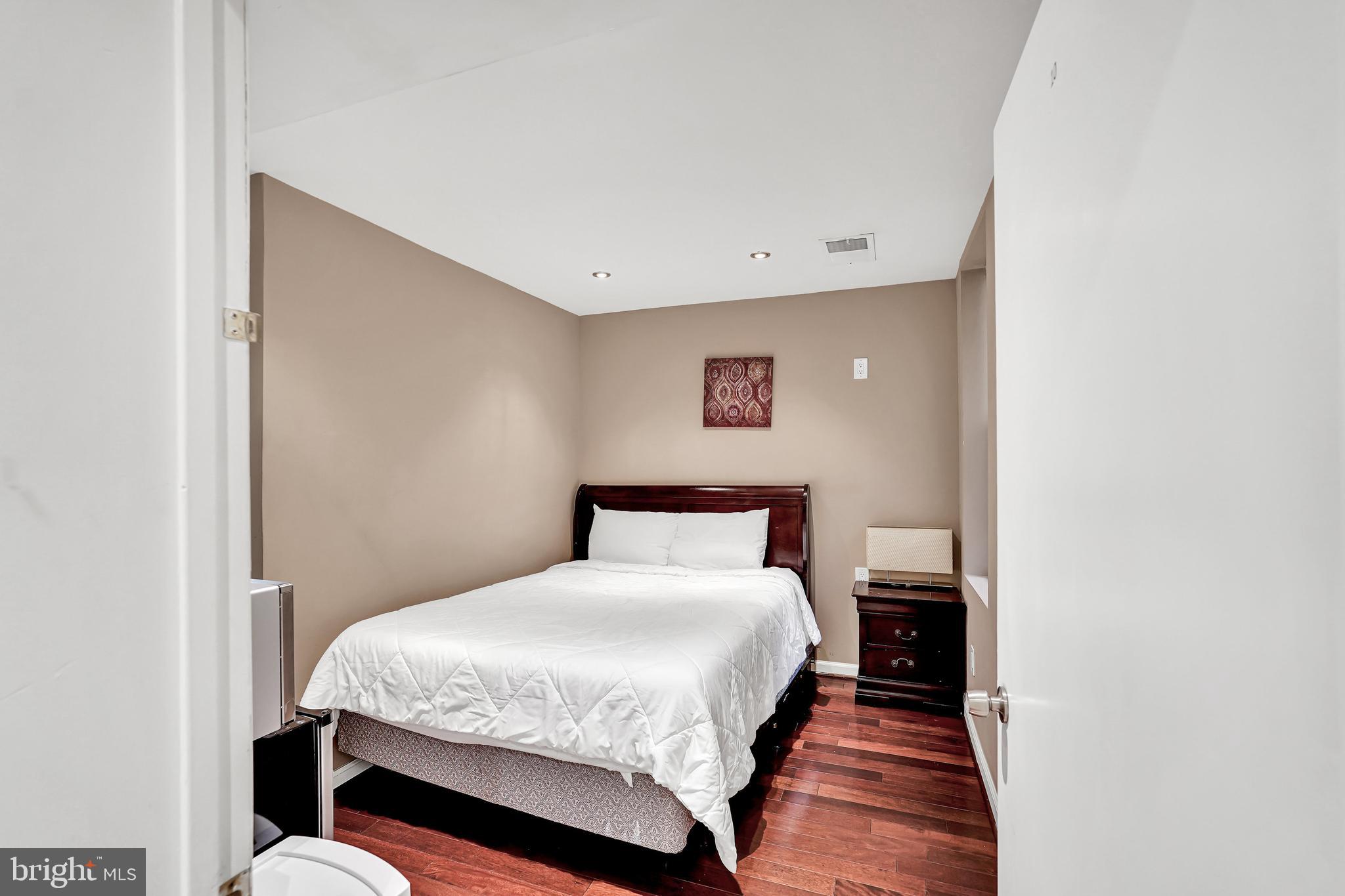 Real estate listing preview #38