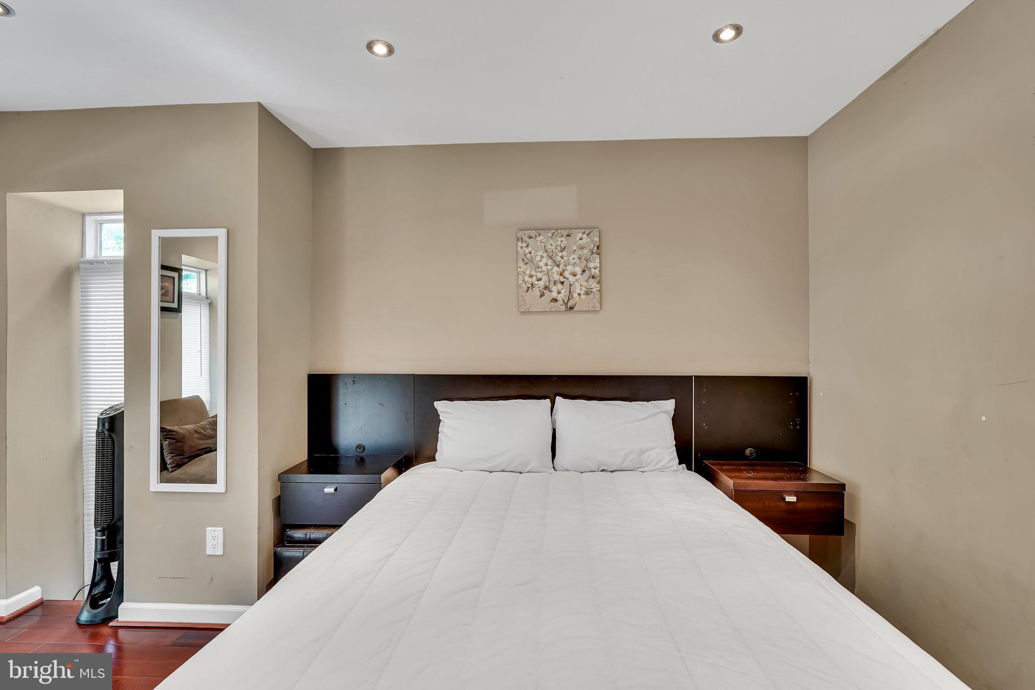 Real estate listing preview #93