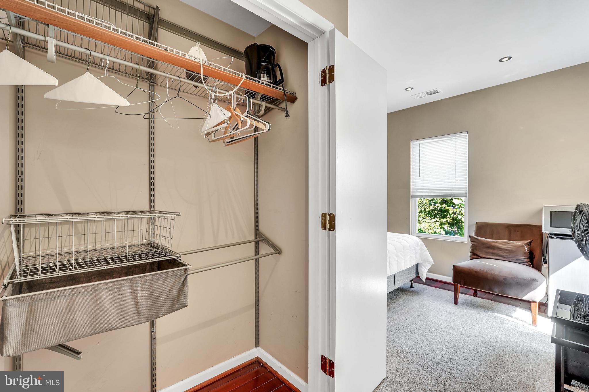 Real estate listing preview #112