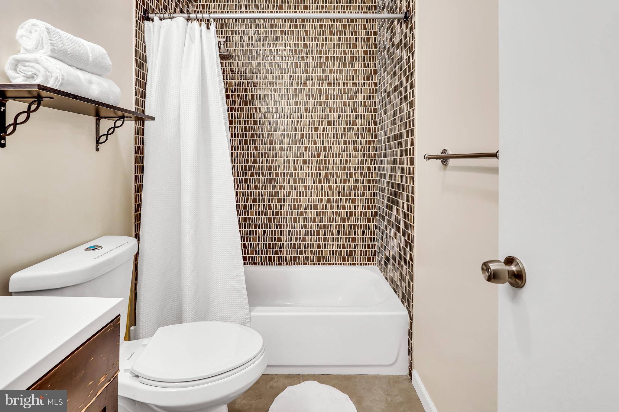 Real estate listing preview #118