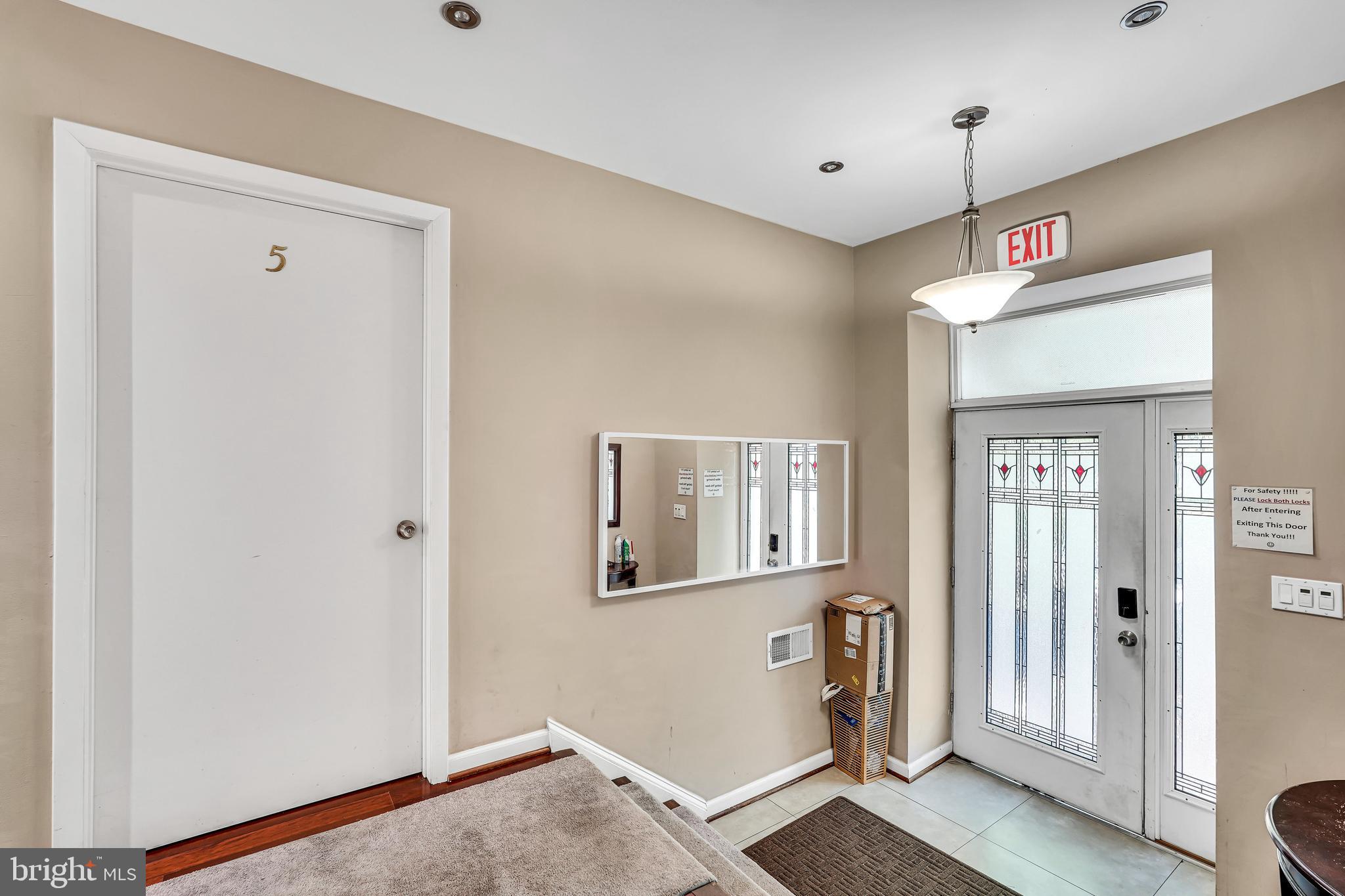 Real estate listing preview #10