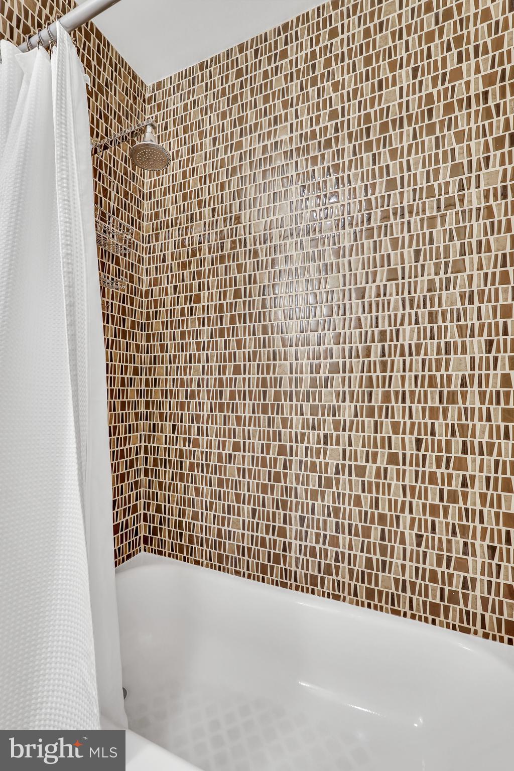 Real estate listing preview #99