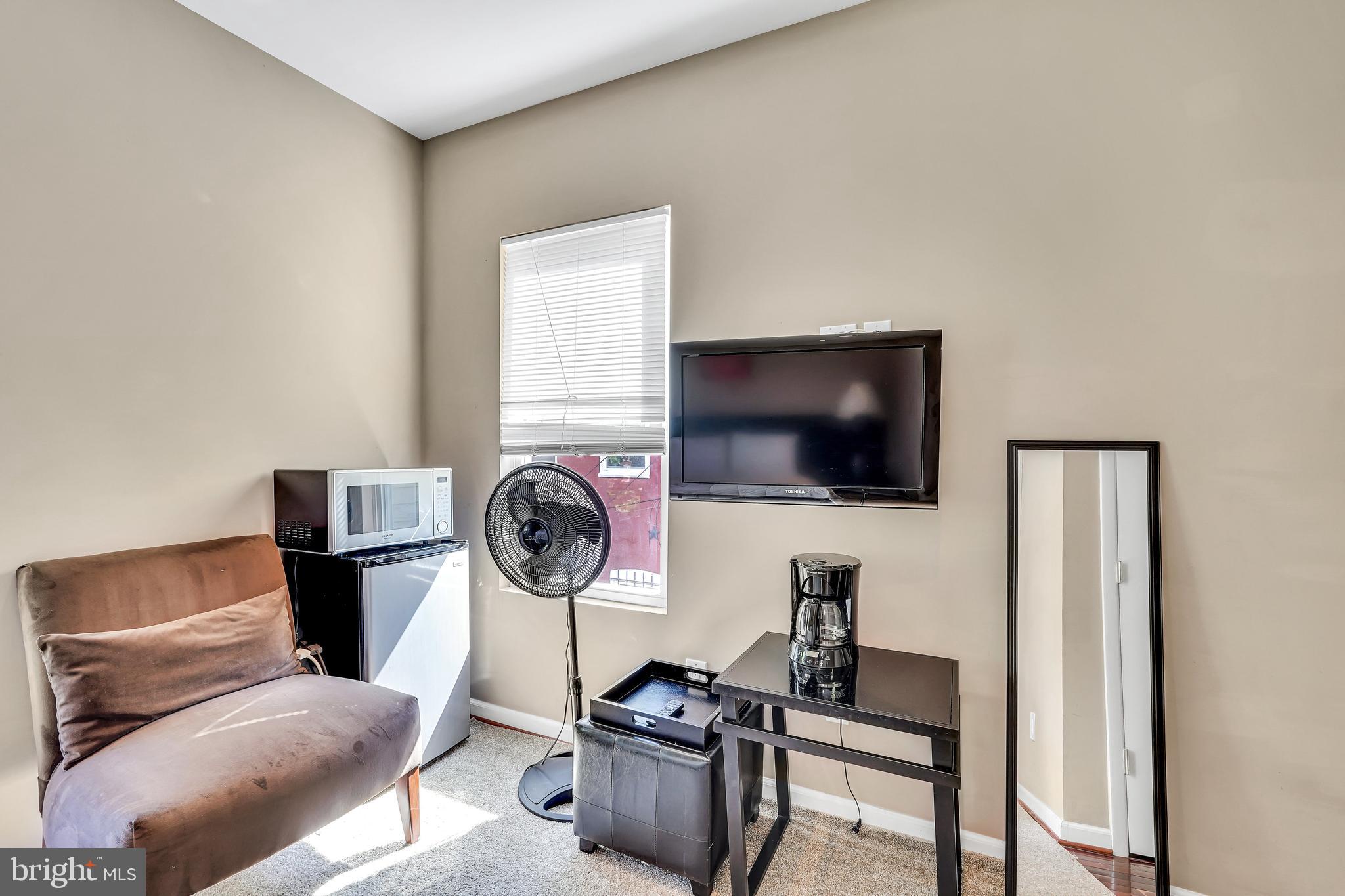 Real estate listing preview #103