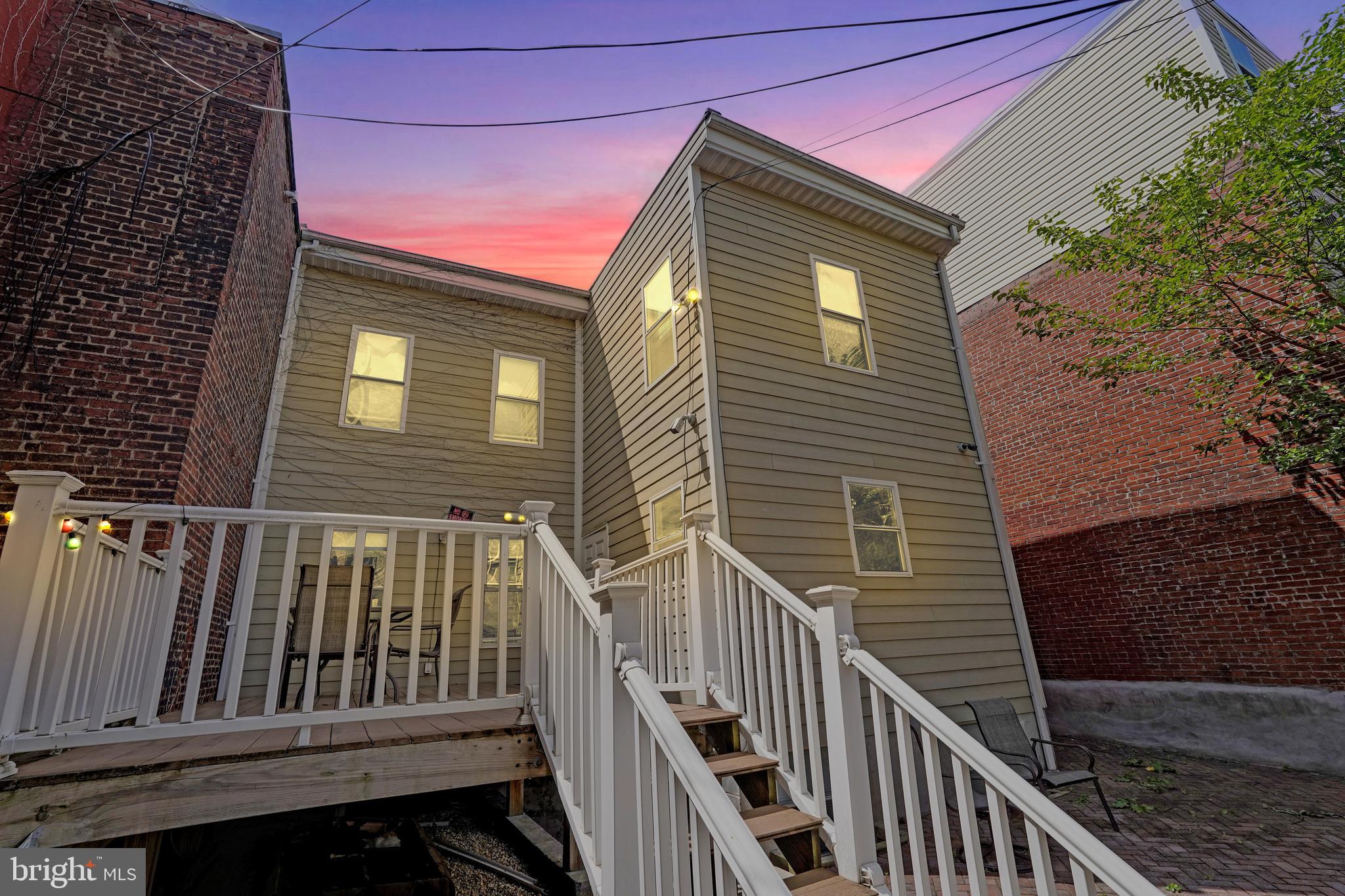 Real estate listing preview #128