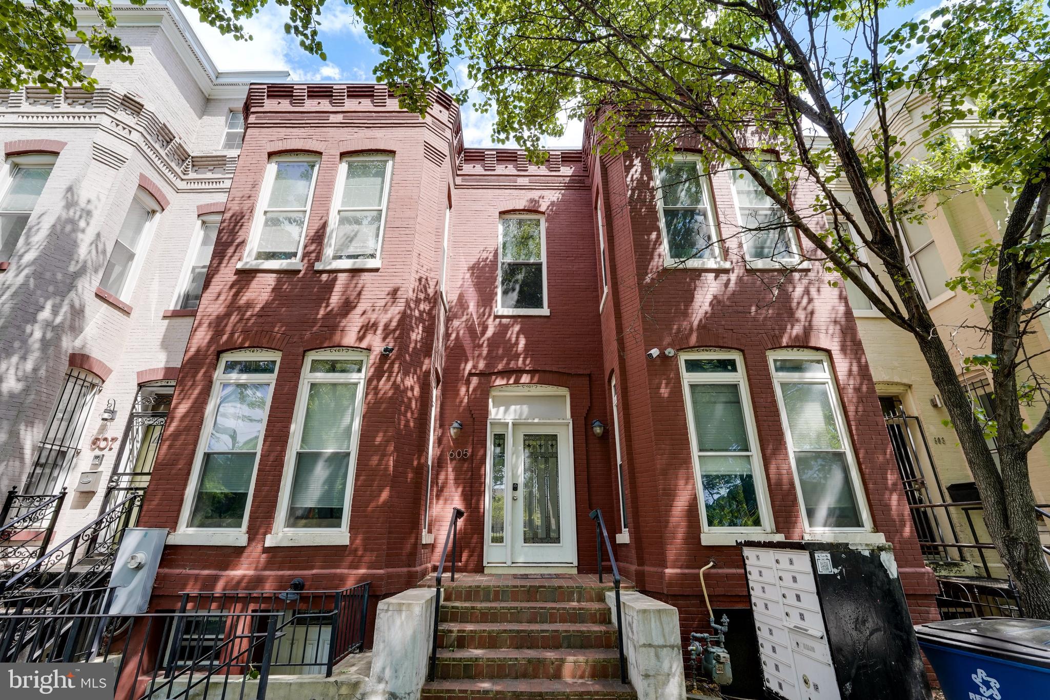 Real estate listing preview #7