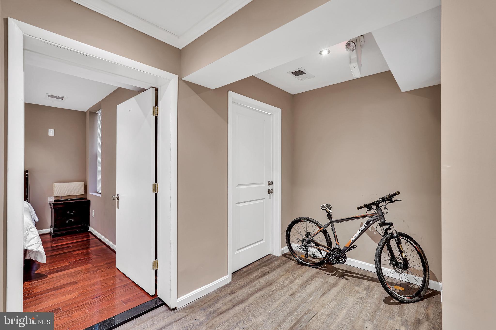 Real estate listing preview #37