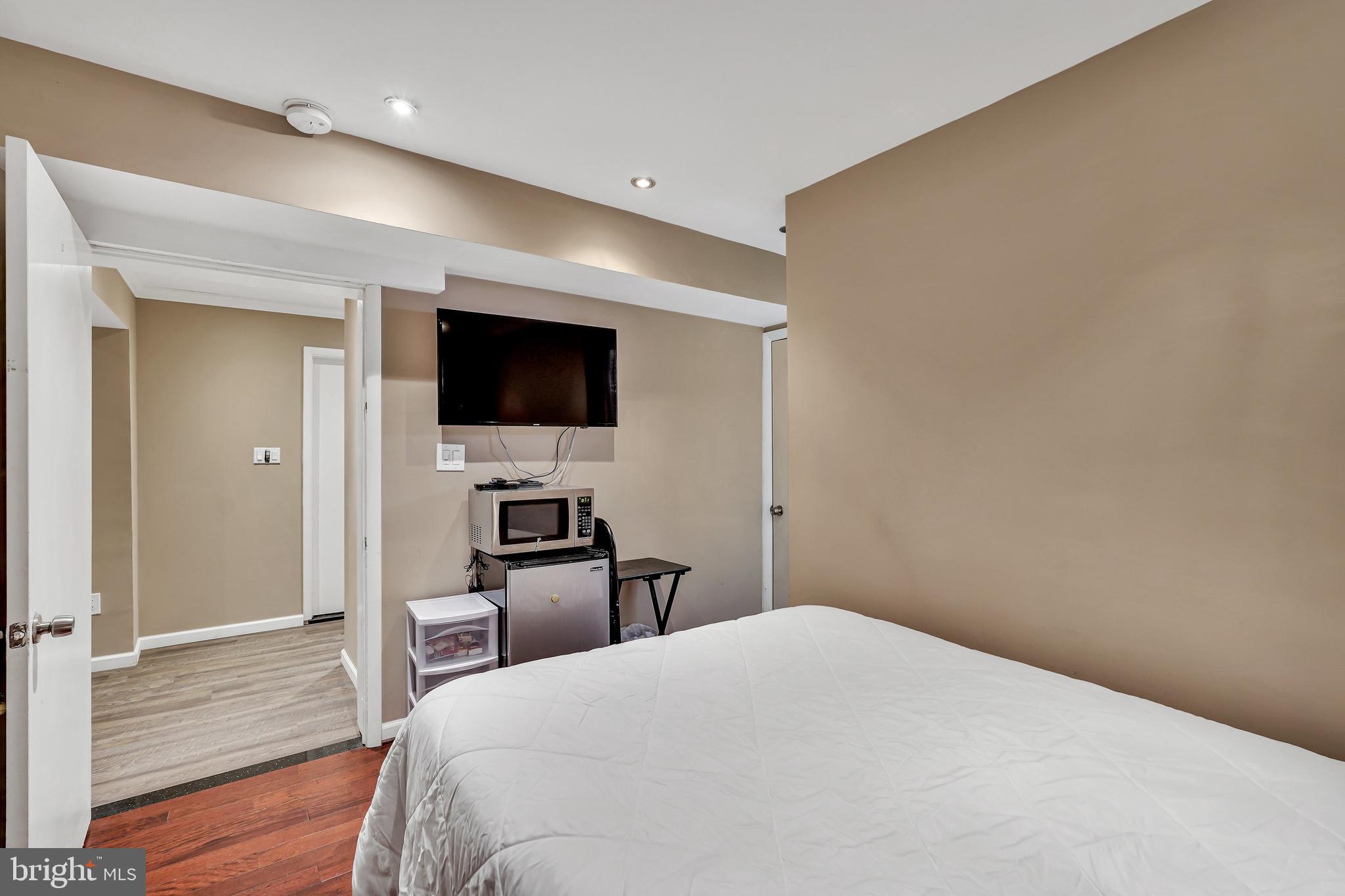 Real estate listing preview #42