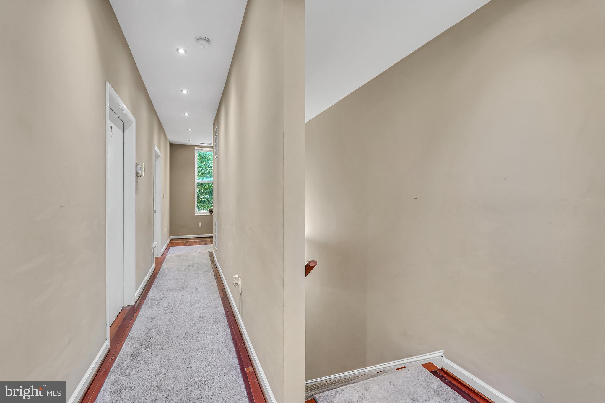 Real estate listing preview #14