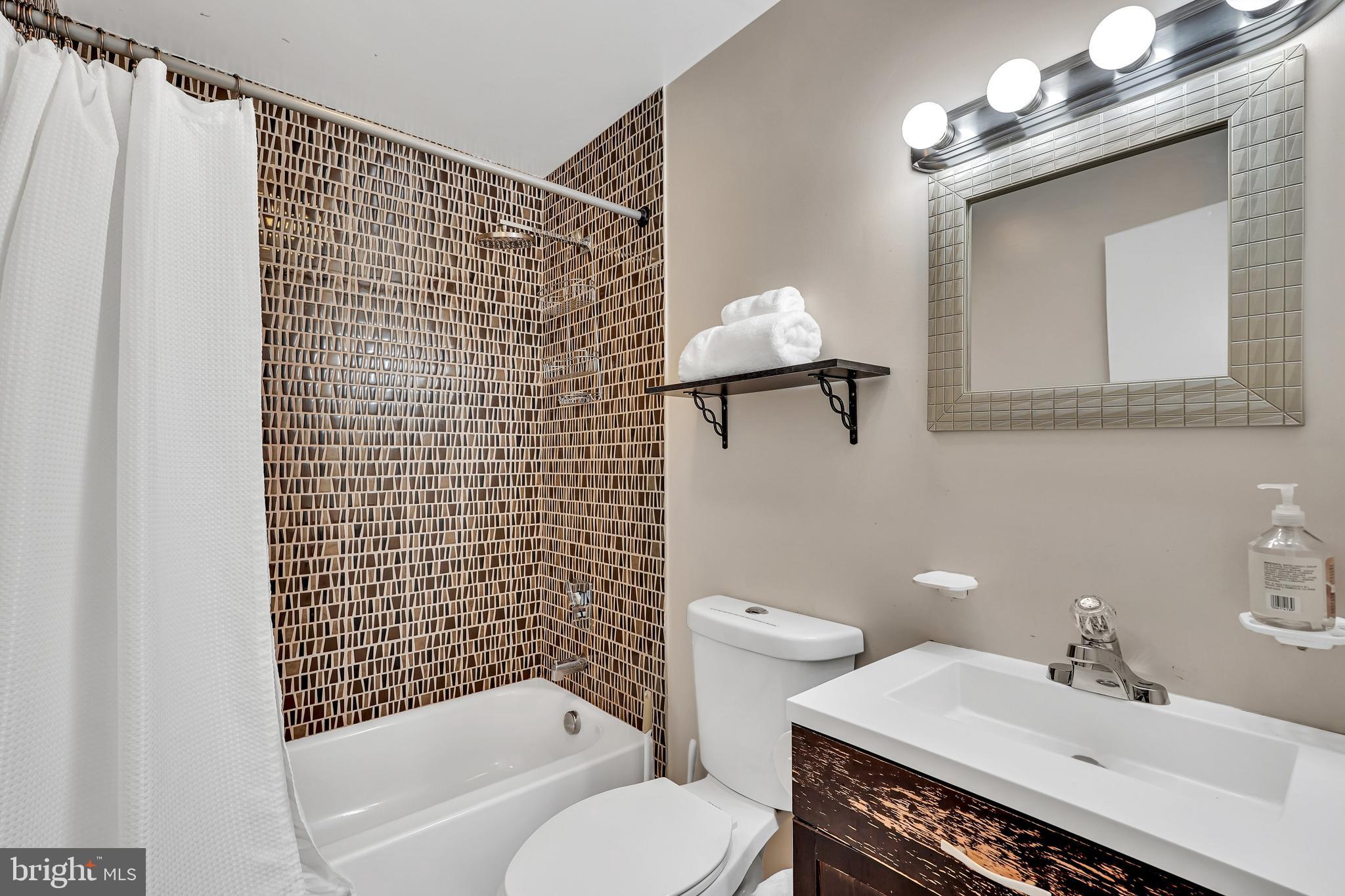 Real estate listing preview #77