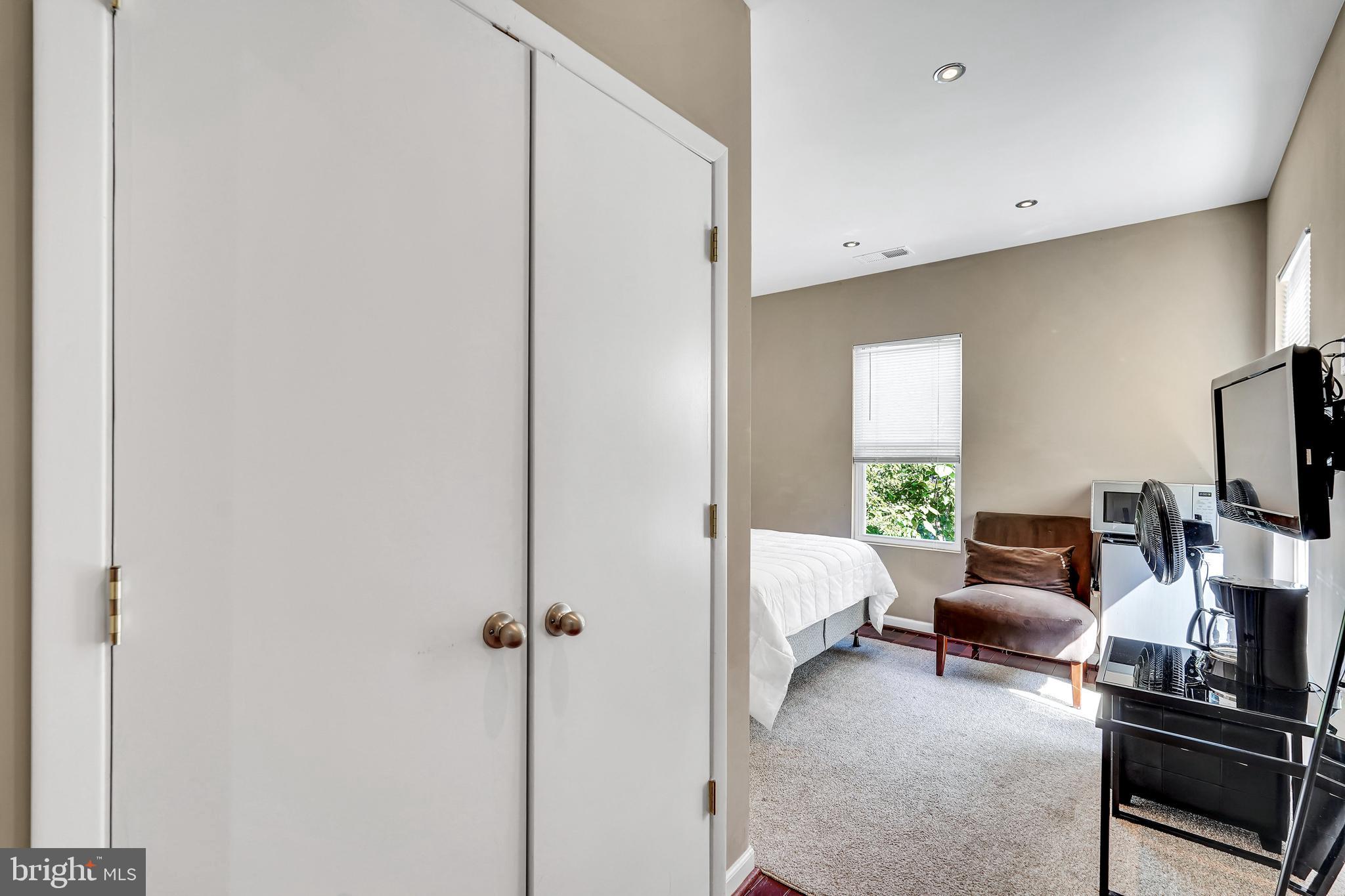 Real estate listing preview #110