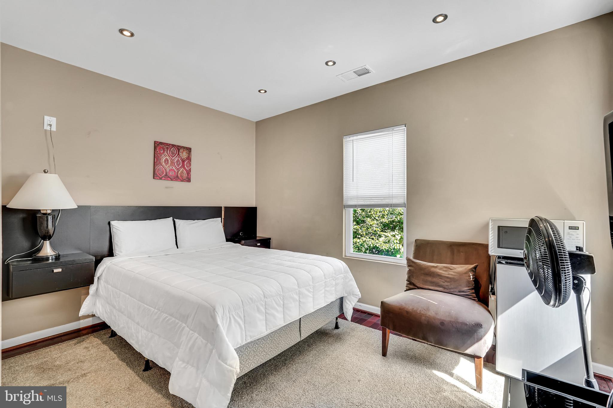 Real estate listing preview #101