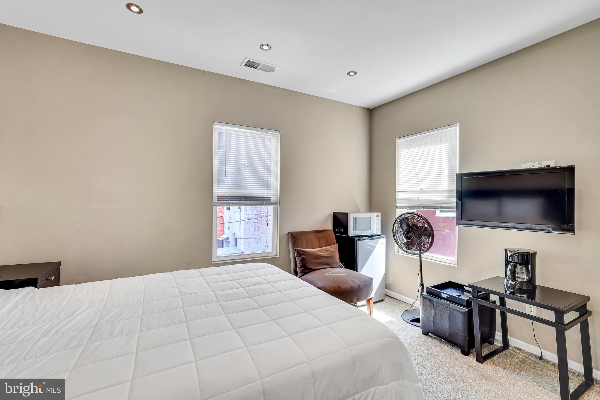 Real estate listing preview #105