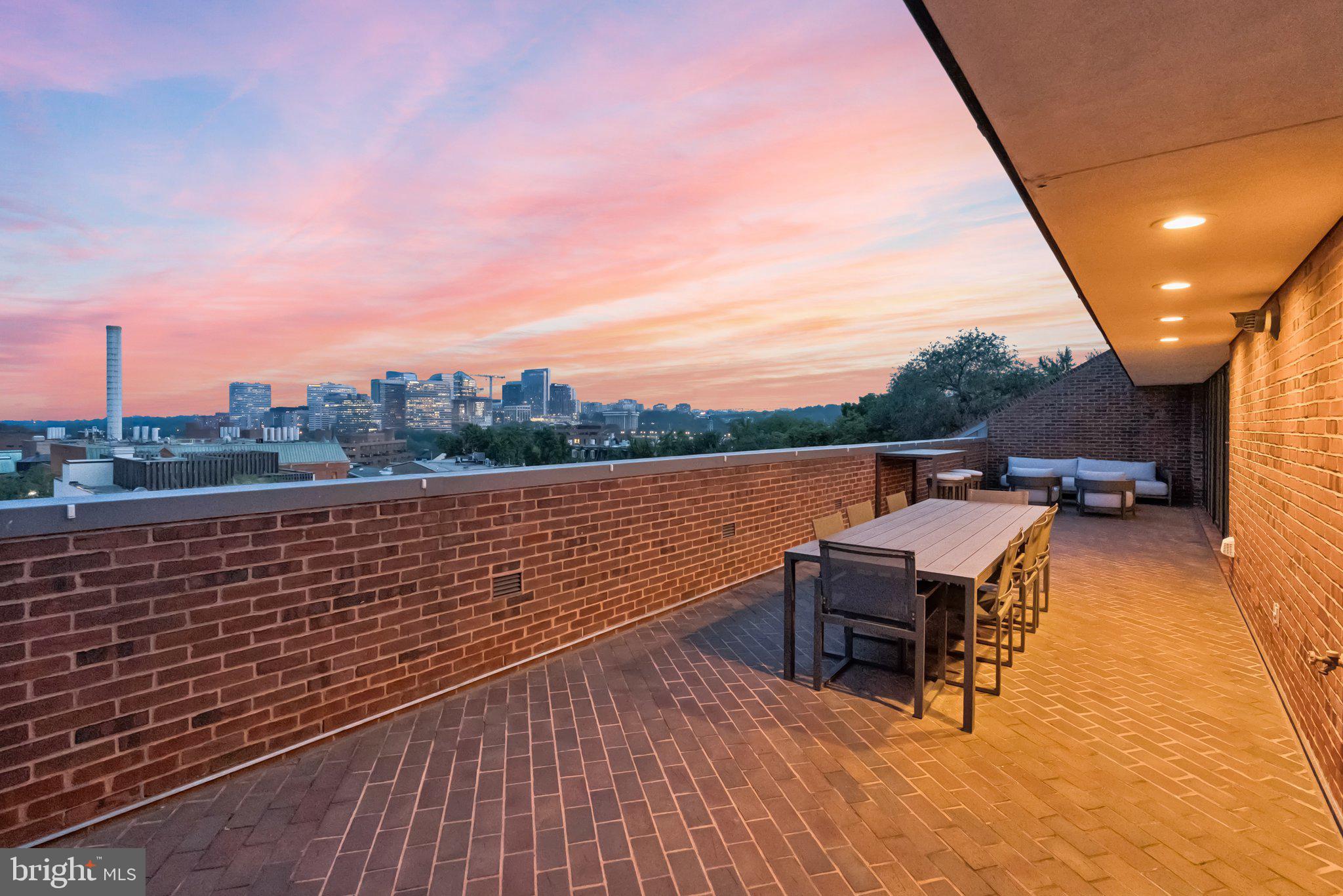 Real estate listing preview #32