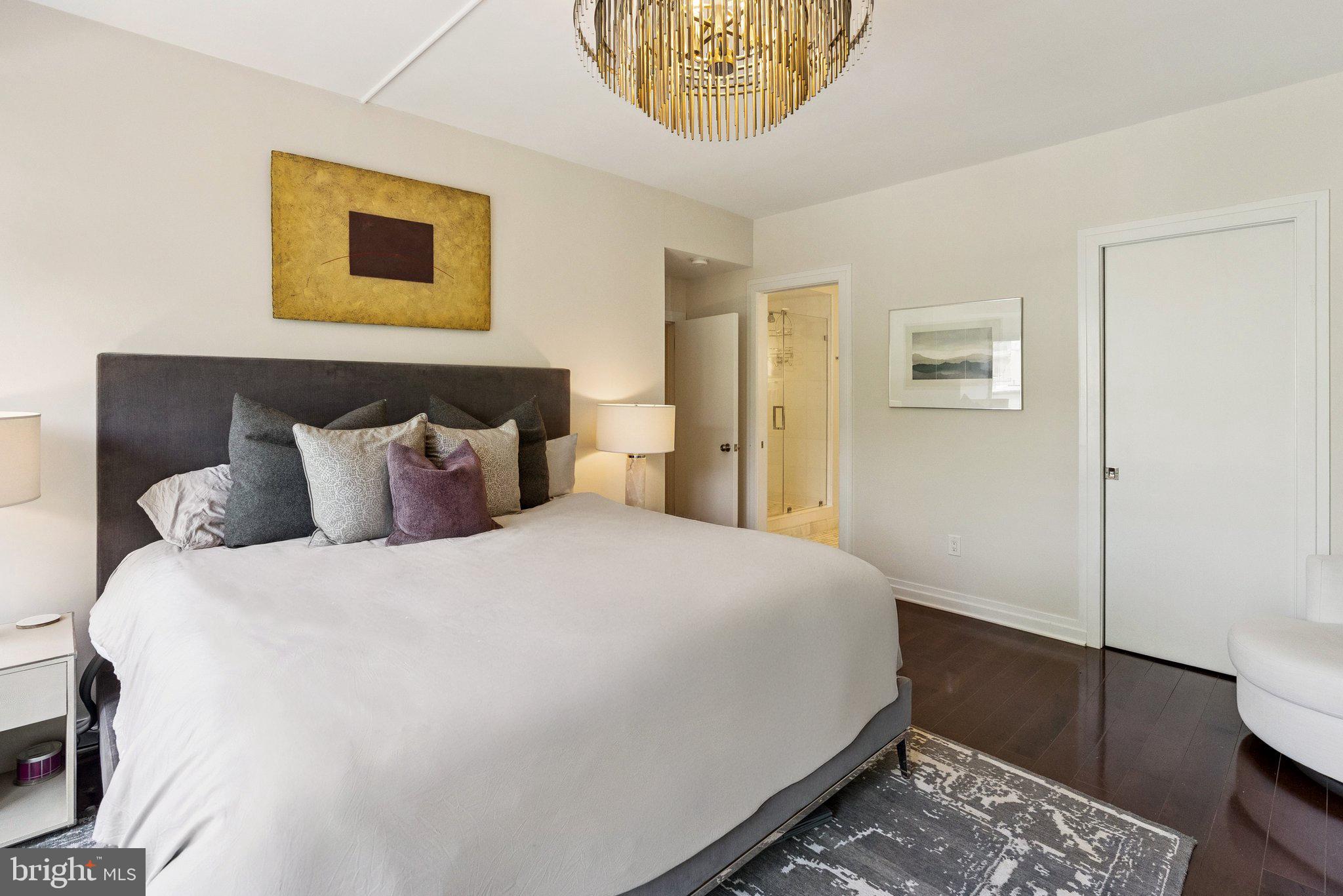 Real estate listing preview #16