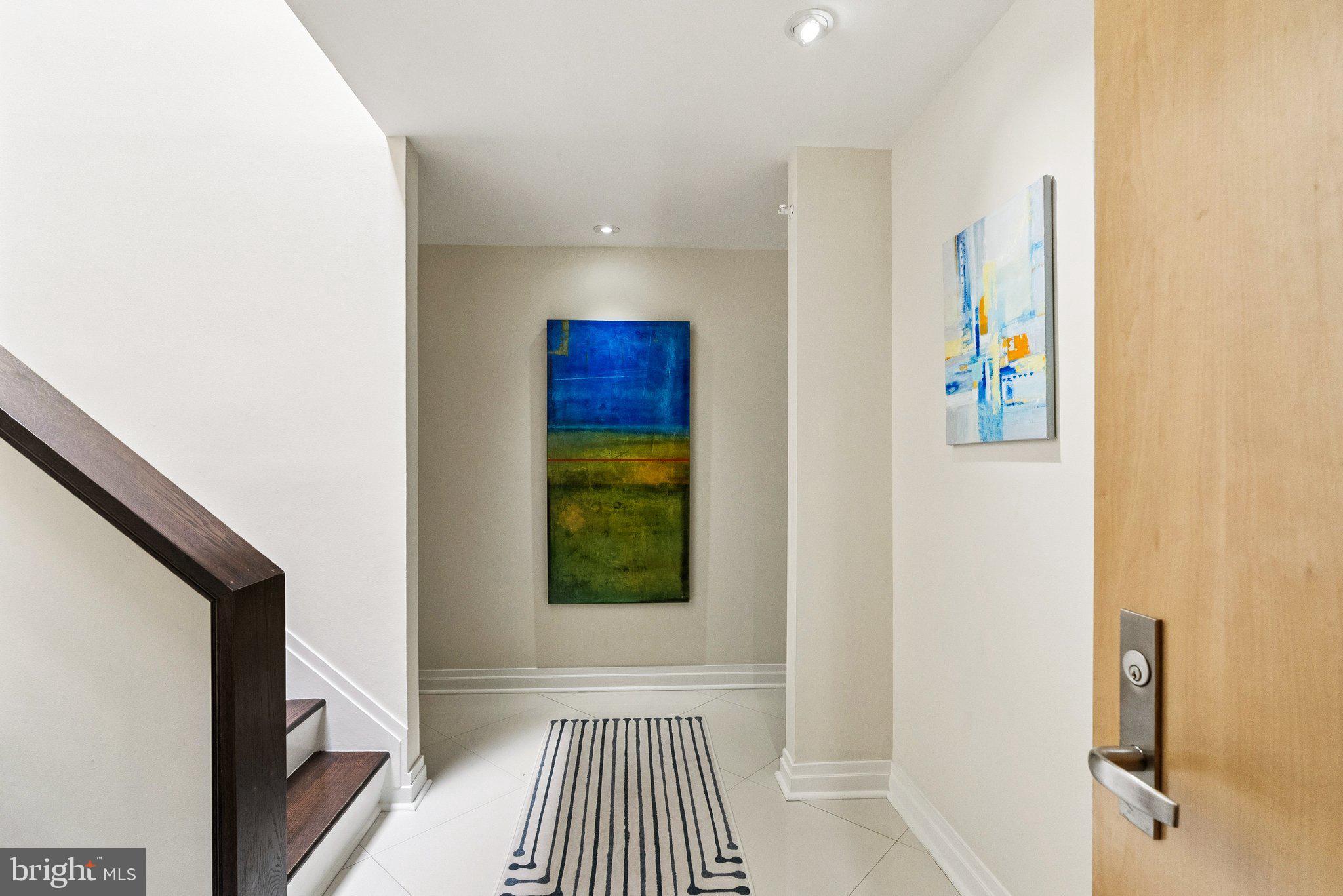 Real estate listing preview #2