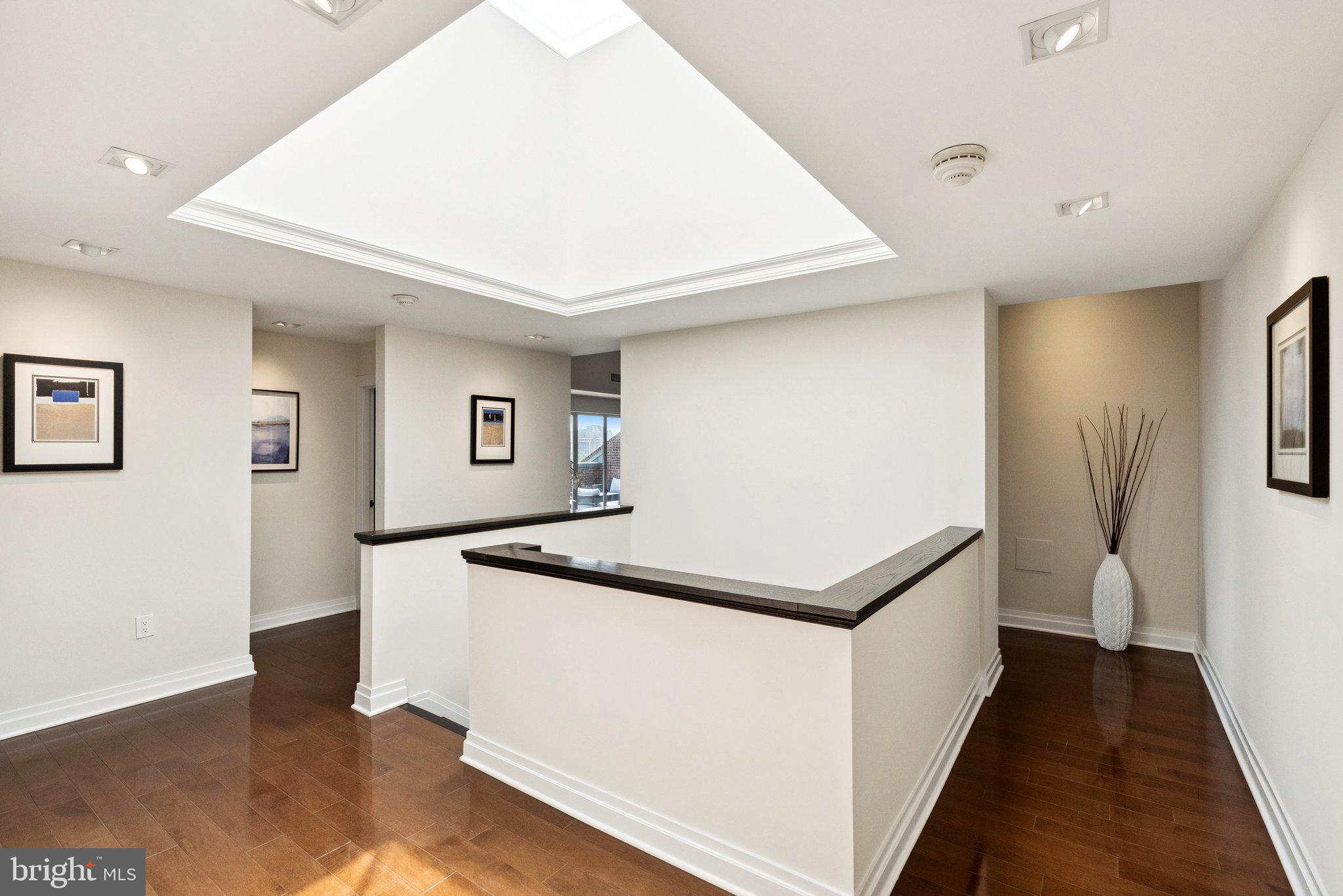 Real estate listing preview #13