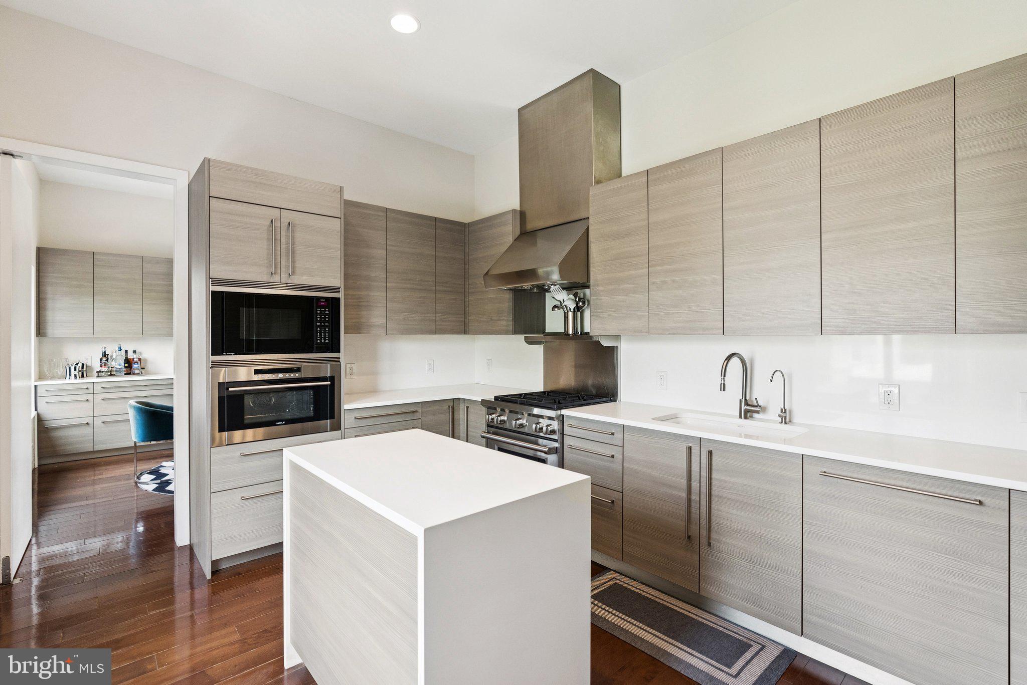 Real estate listing preview #10