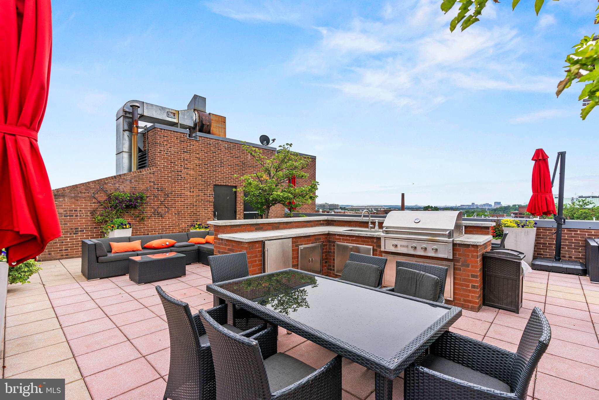 Real estate listing preview #31