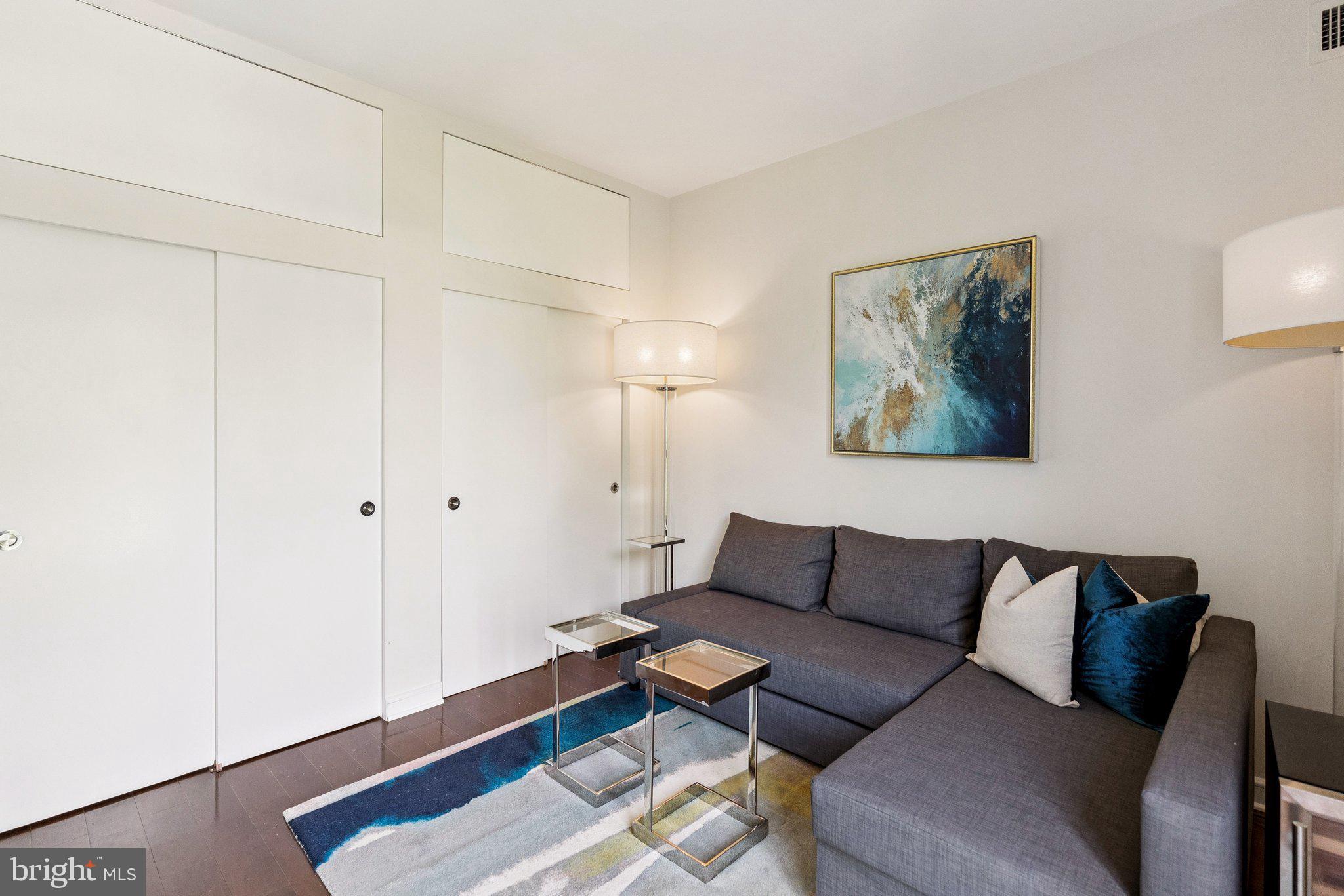 Real estate listing preview #24