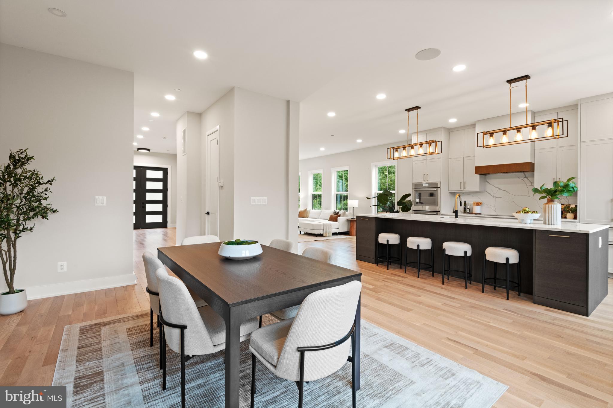 Real estate listing preview #18