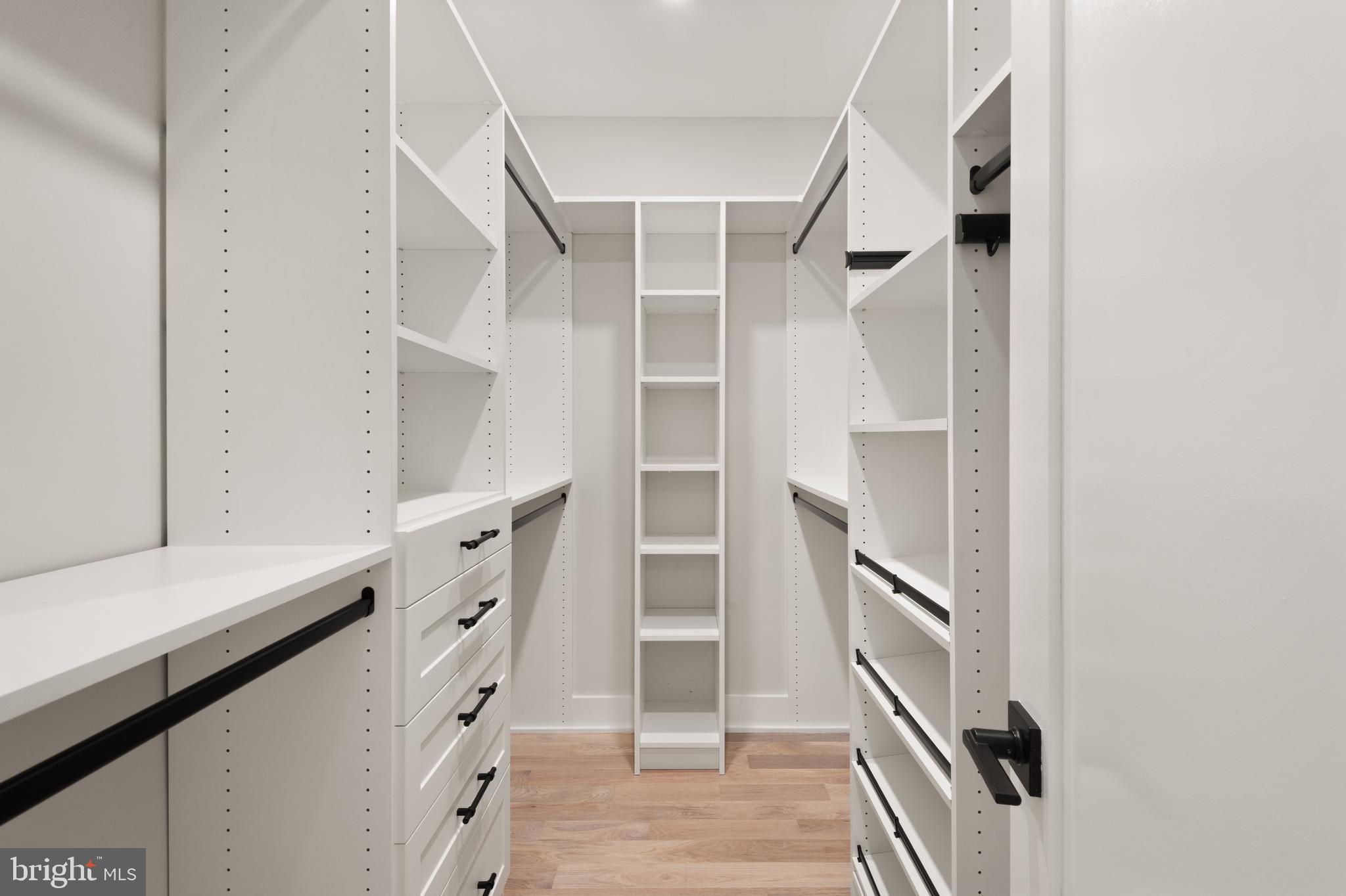 Real estate listing preview #56