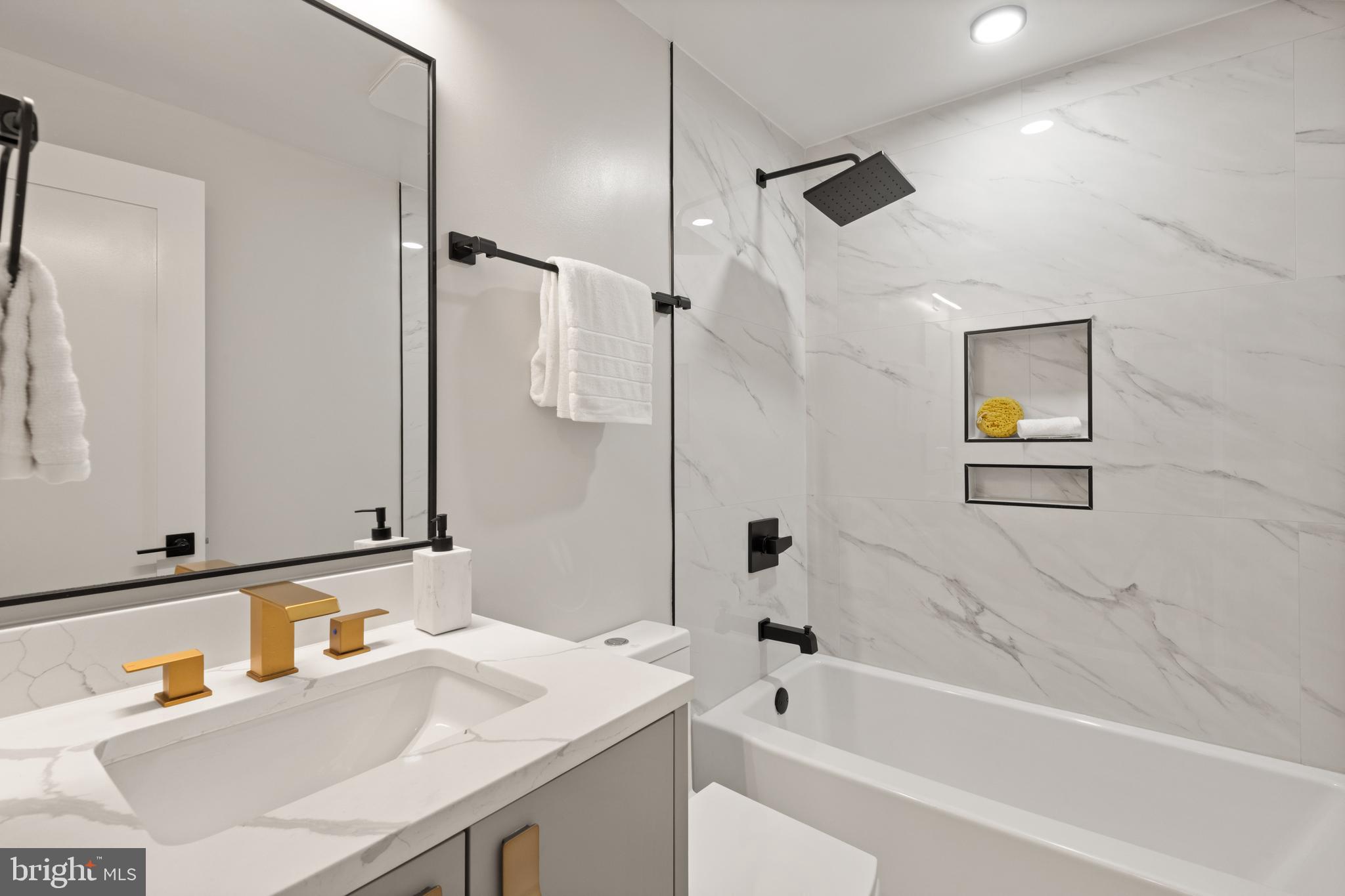 Real estate listing preview #22