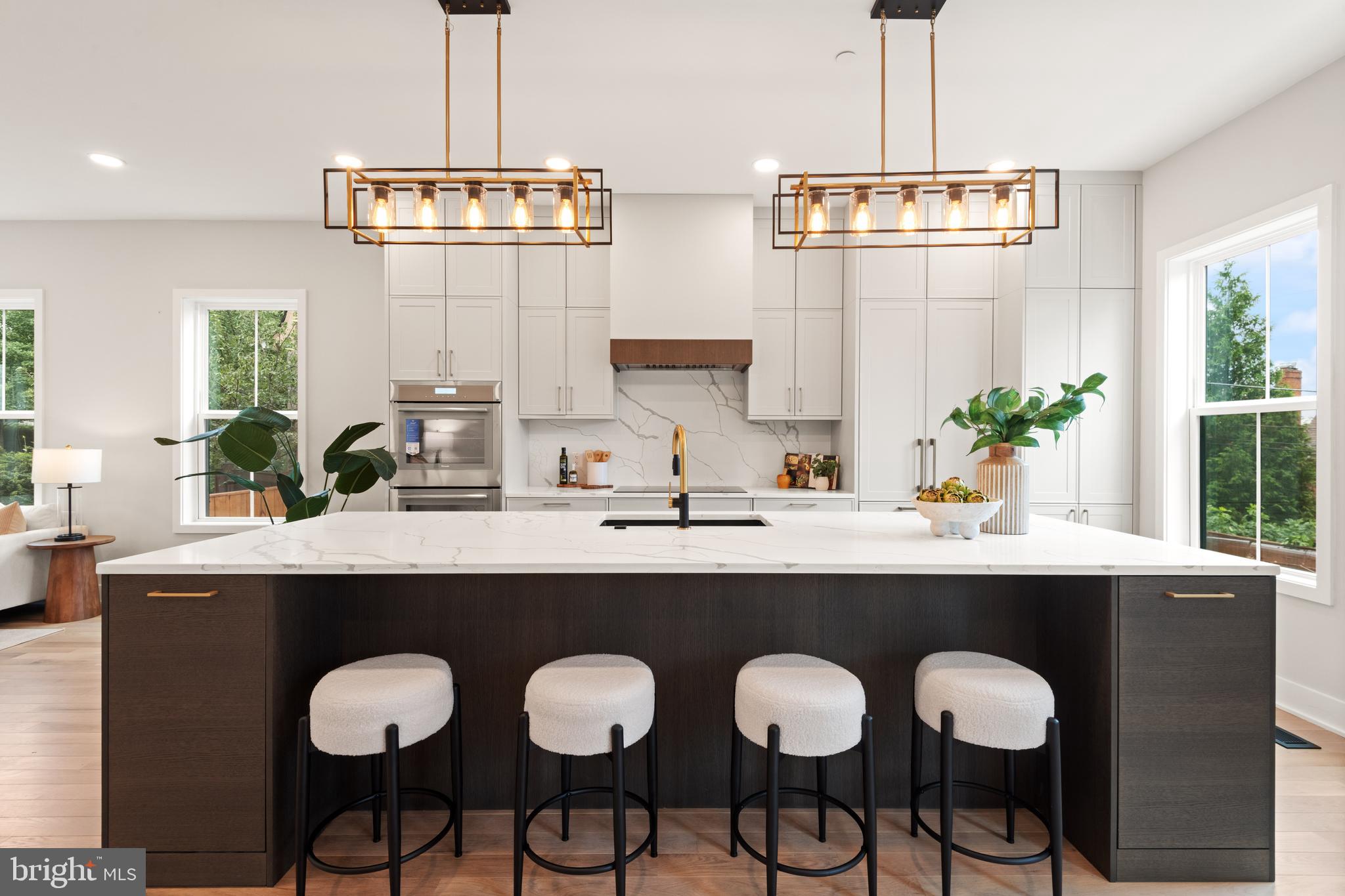 Real estate listing preview #13