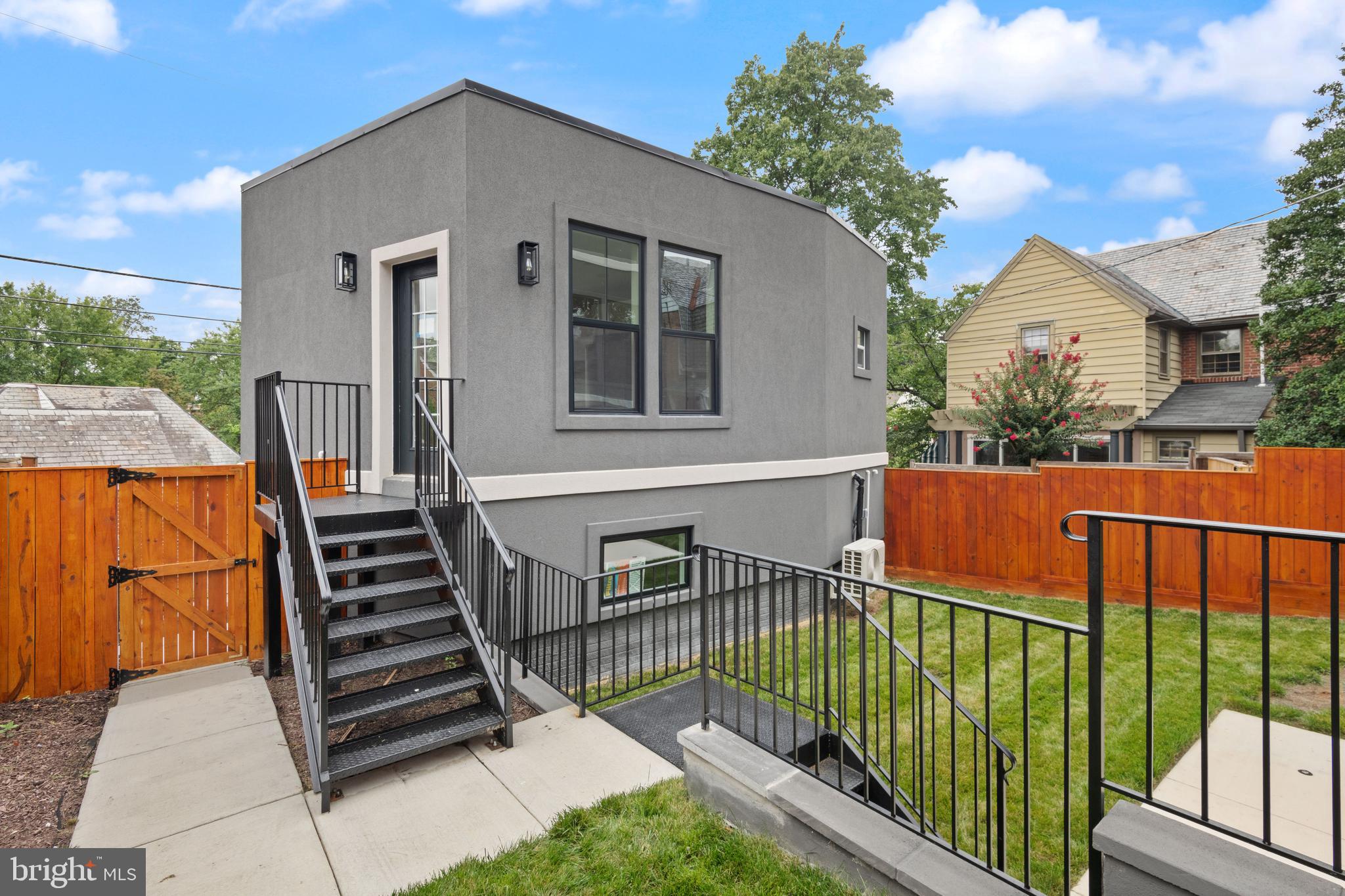 Real estate listing preview #61