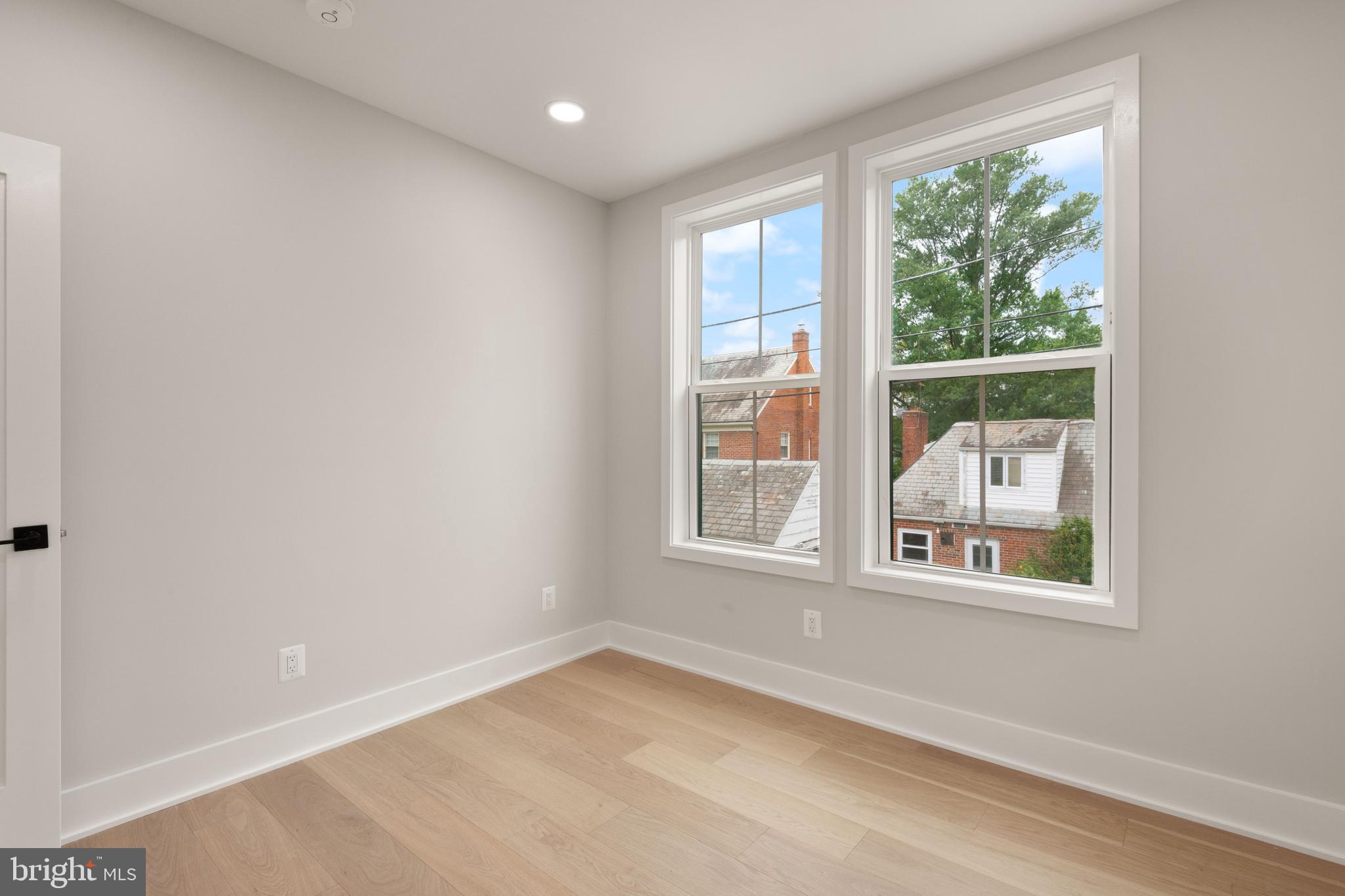 Real estate listing preview #66