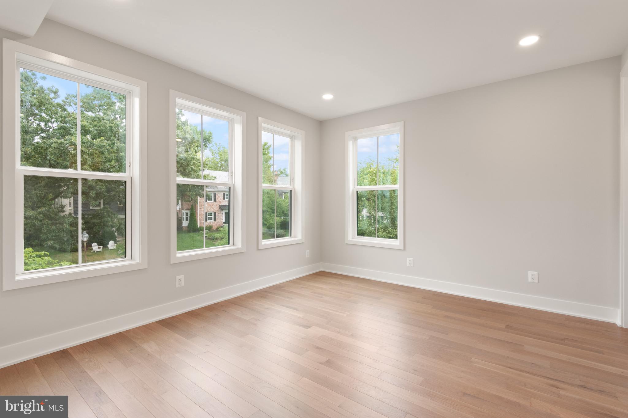 Real estate listing preview #33